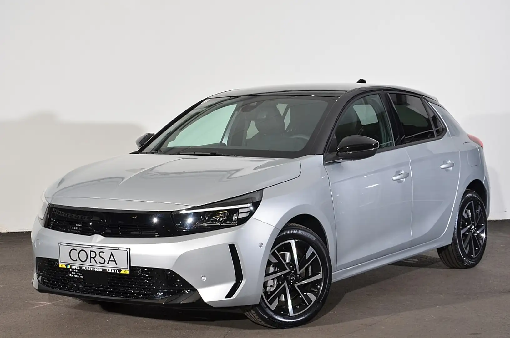 Opel Corsa 1,2 Direct Injection Turbo Euro 6.4 GS Silber - 1