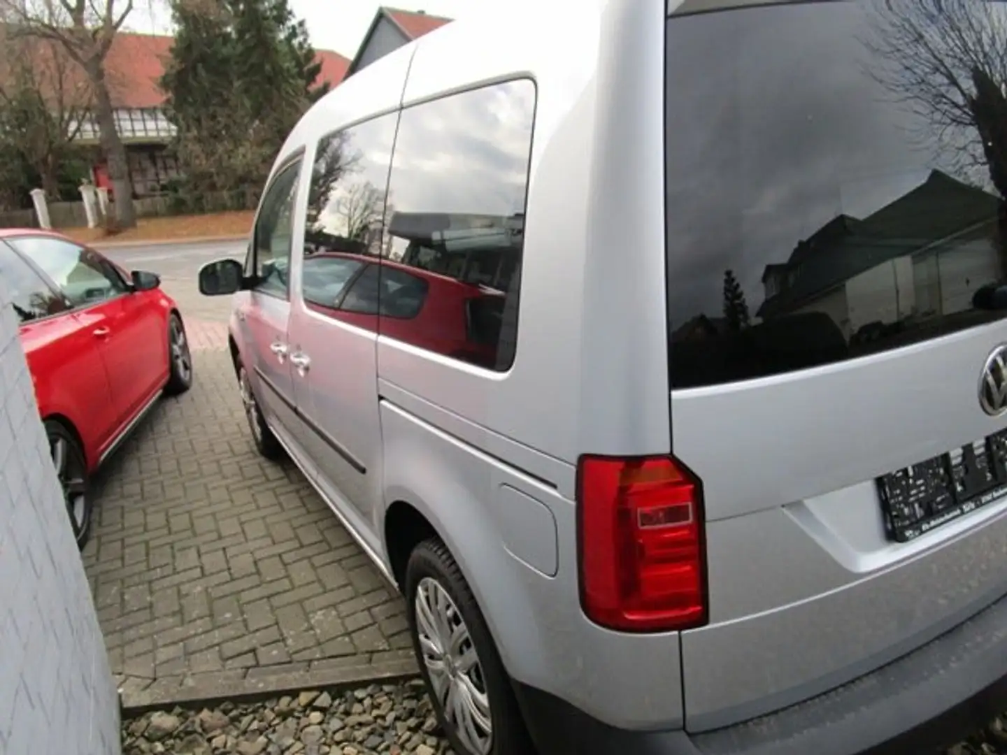 Volkswagen Caddy Caddy TDI BMT 2.0 TDI (5-Si.) Silber - 2