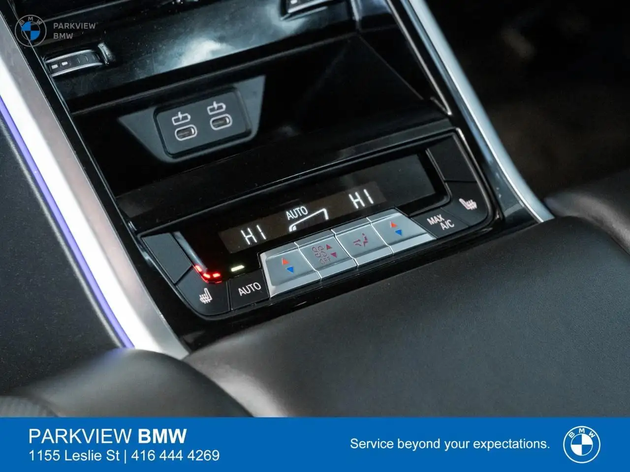 BMW 8 Series снимка BMW 8 Series