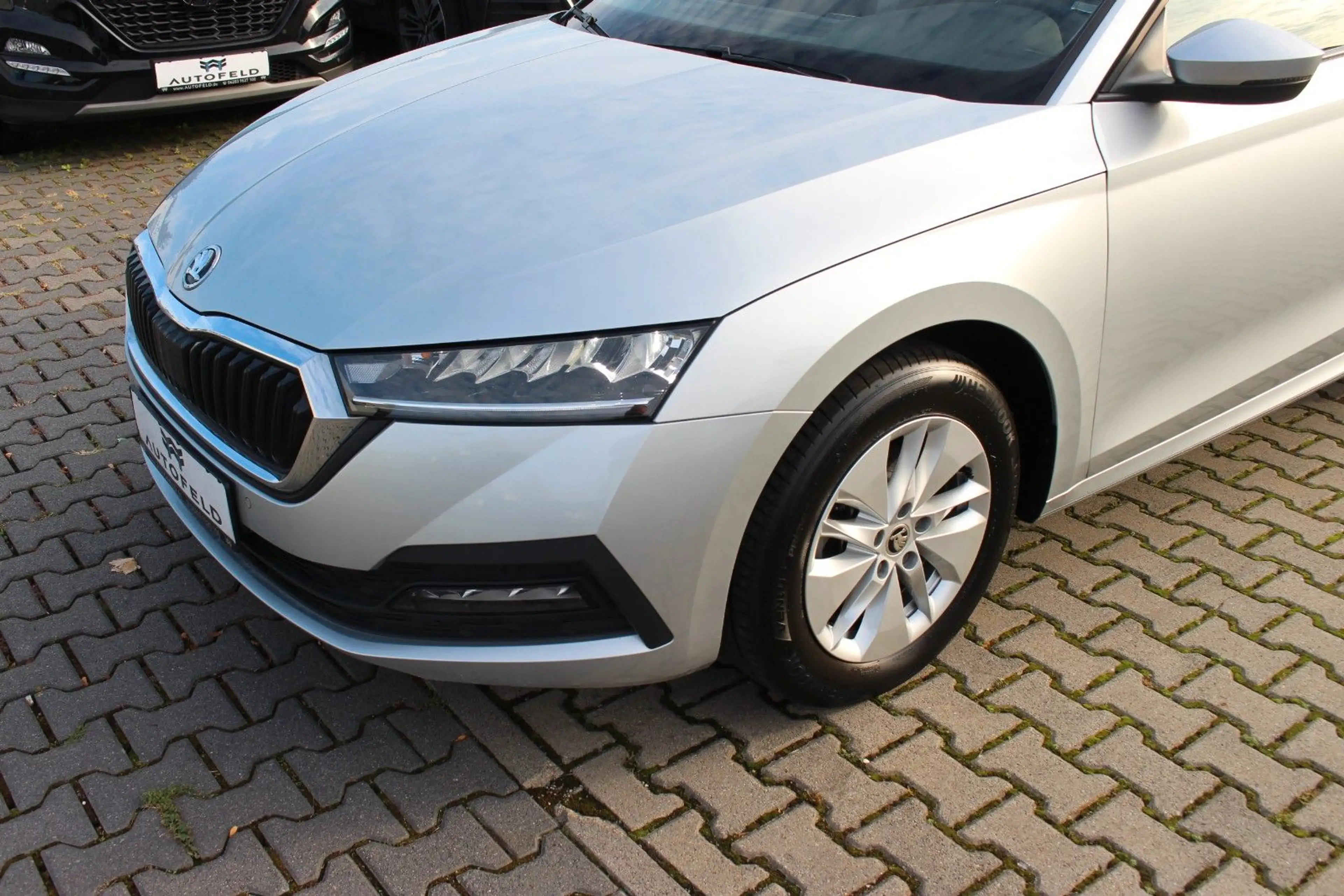 Skoda Octavia 2.0 TDI DSG AMBITION/SHEFT/CARPLAY/KLIMA — photo 7