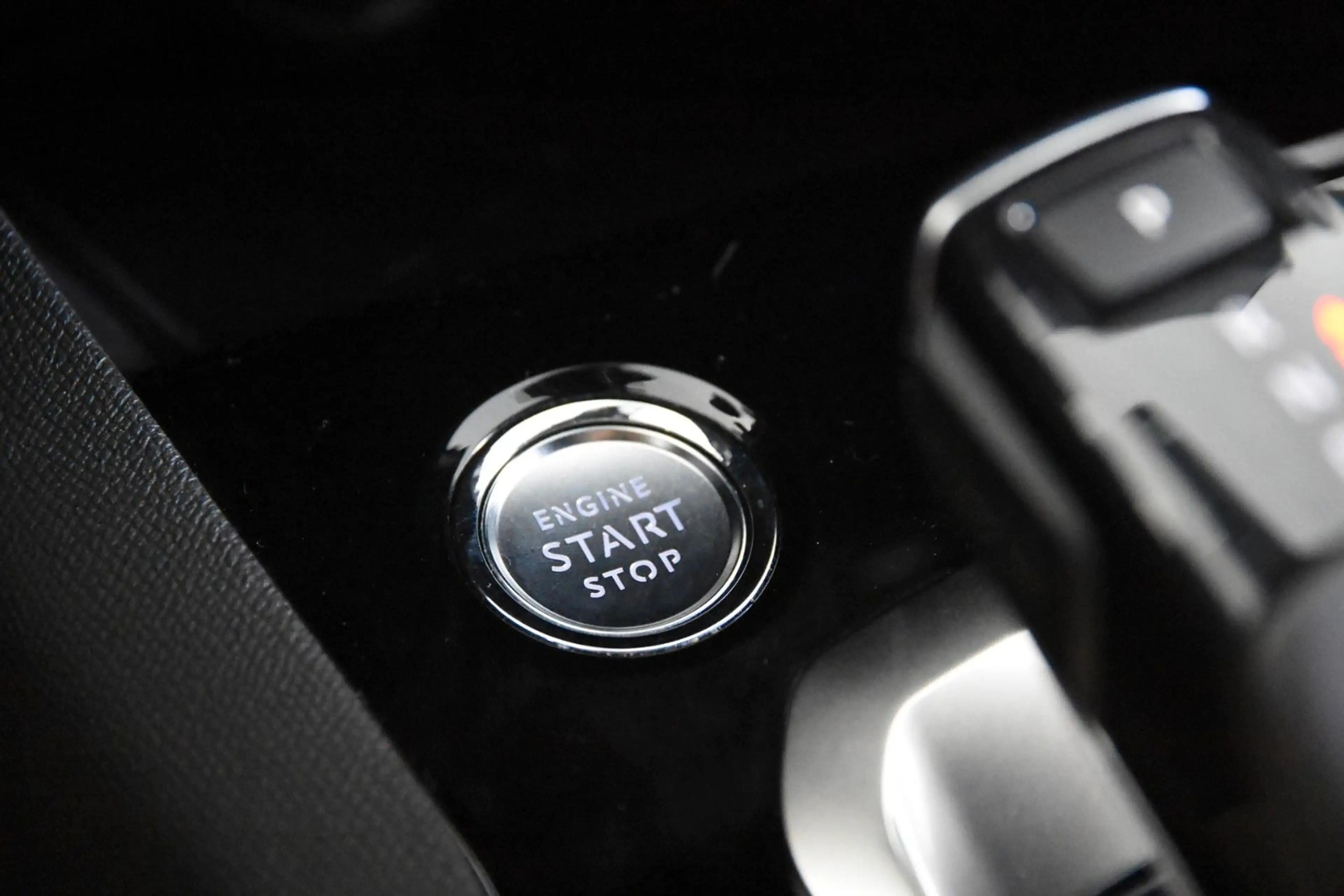 Peugeot 5008 GT-Pack *1.Hand*7-Sitze*Pano.*Massage* — photo 14