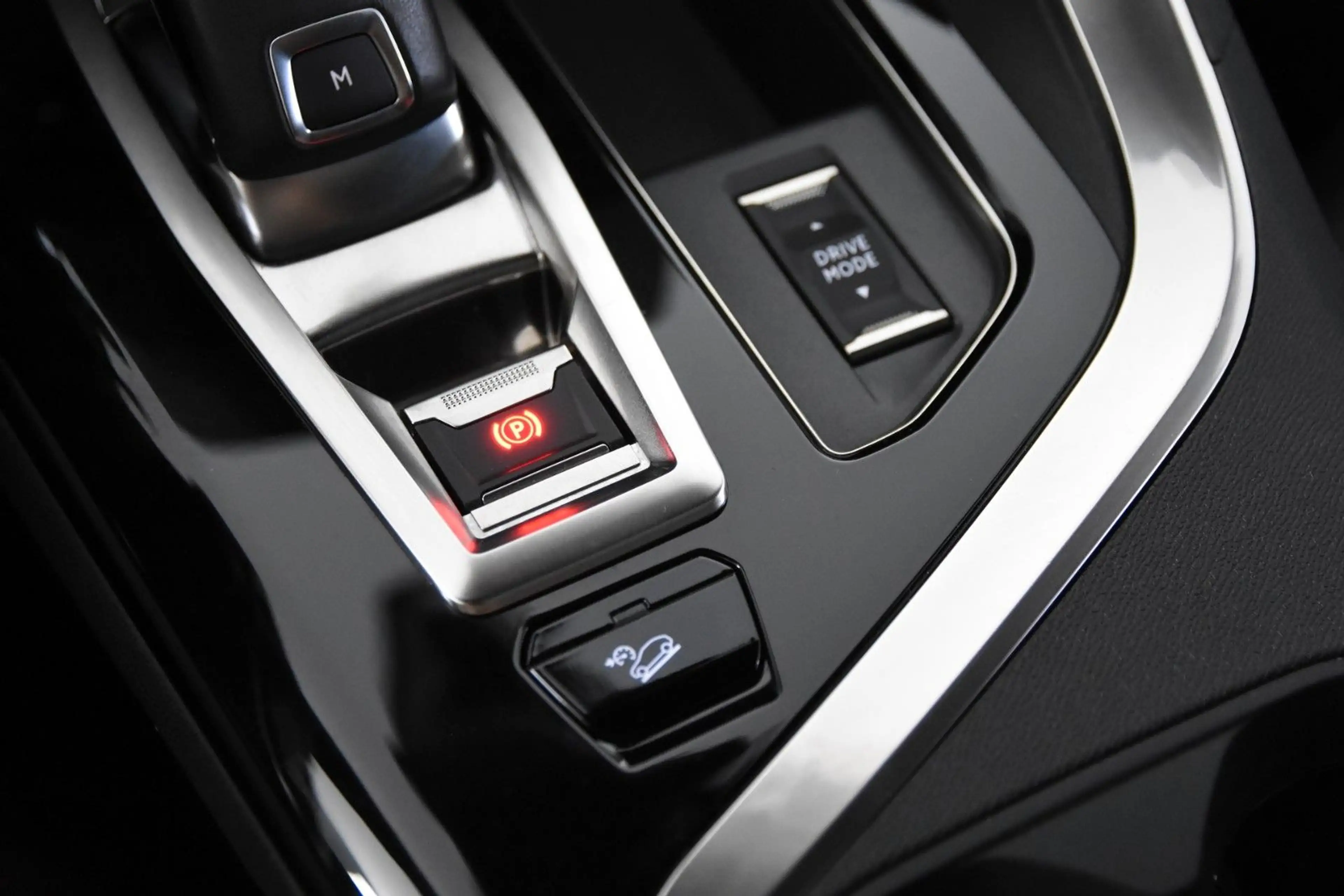 Peugeot 5008 GT-Pack *1.Hand*7-Sitze*Pano.*Massage* — photo 15