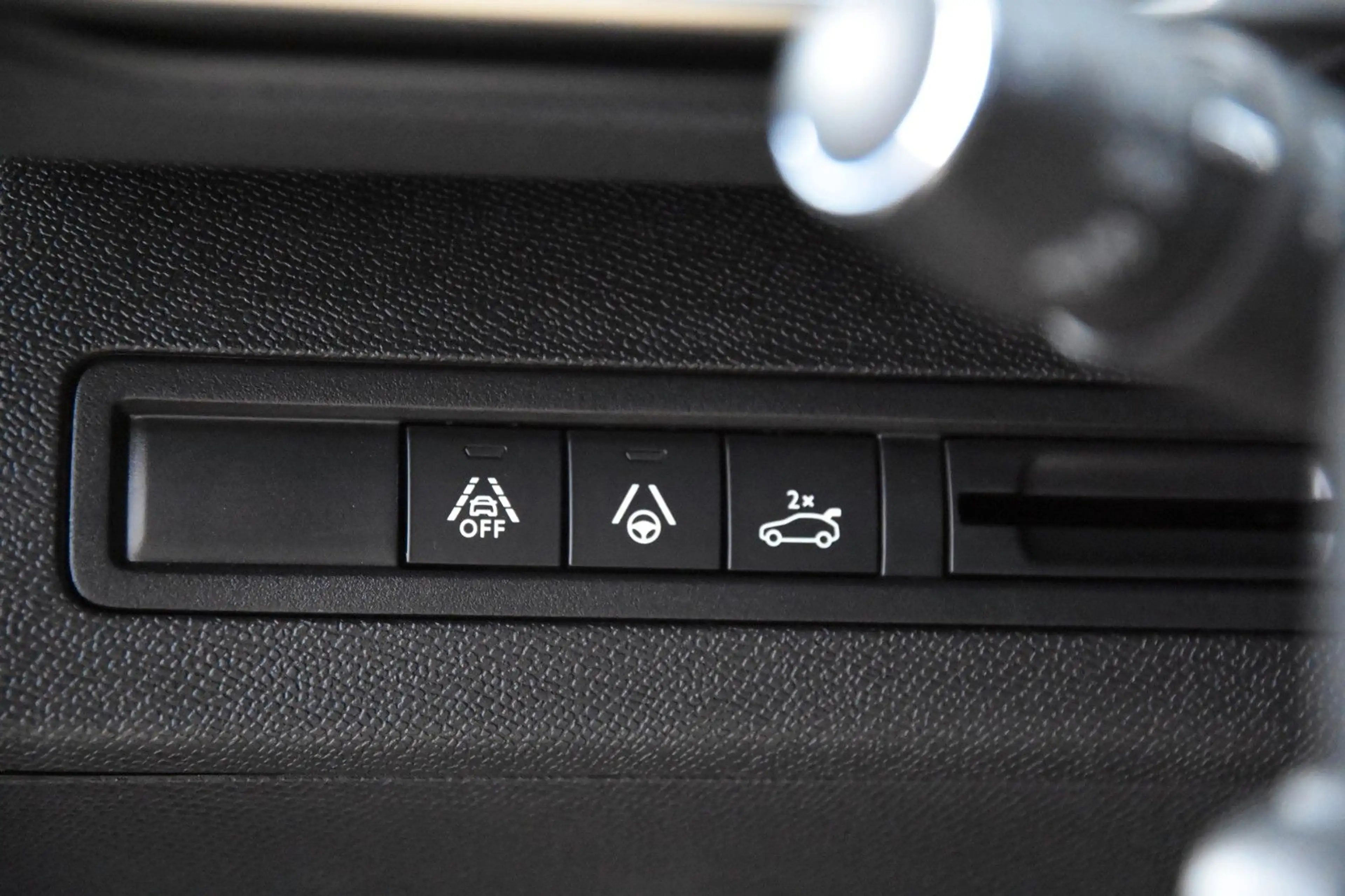 Peugeot 5008 GT-Pack *1.Hand*7-Sitze*Pano.*Massage* — photo 10
