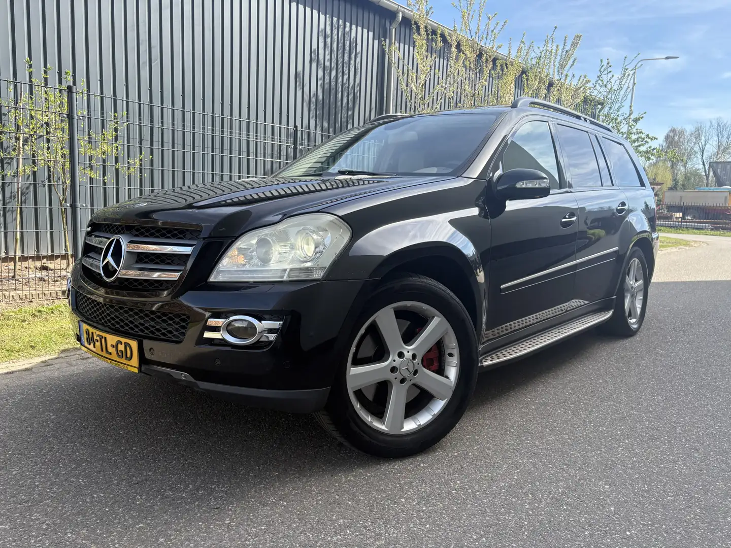 Mercedes-Benz GL 420 CDI / AUTOMAAT / 7 PERSOONS / SCHUIFDAK / NAVI / L Schwarz - 1