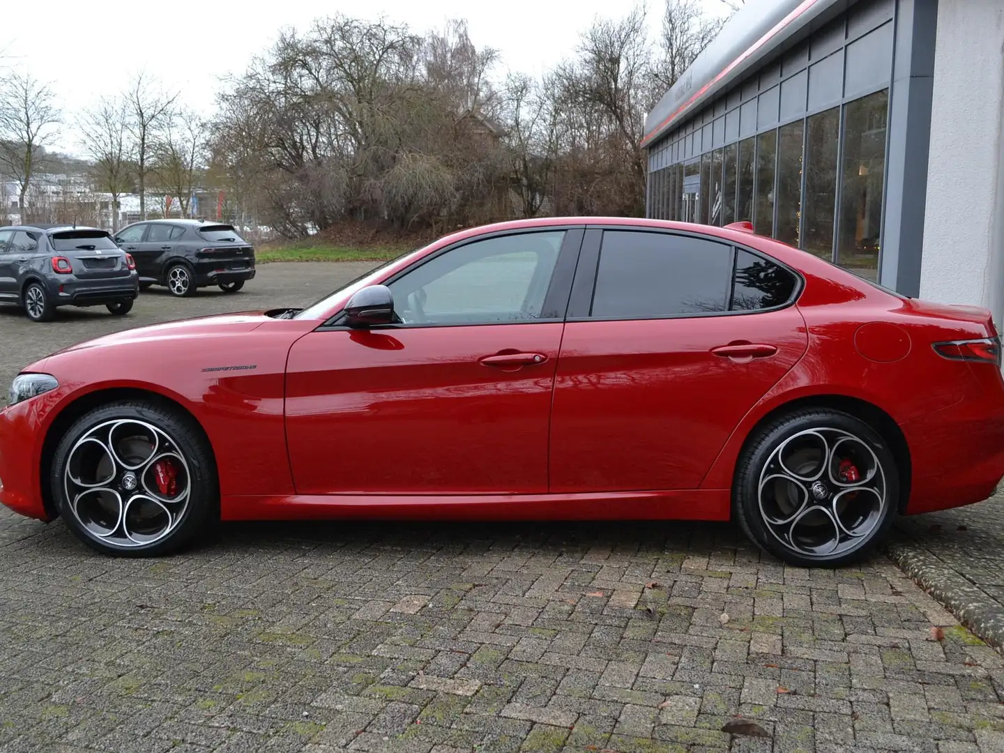 Alfa Romeo Giulia Competizione Q4 Rot - 2