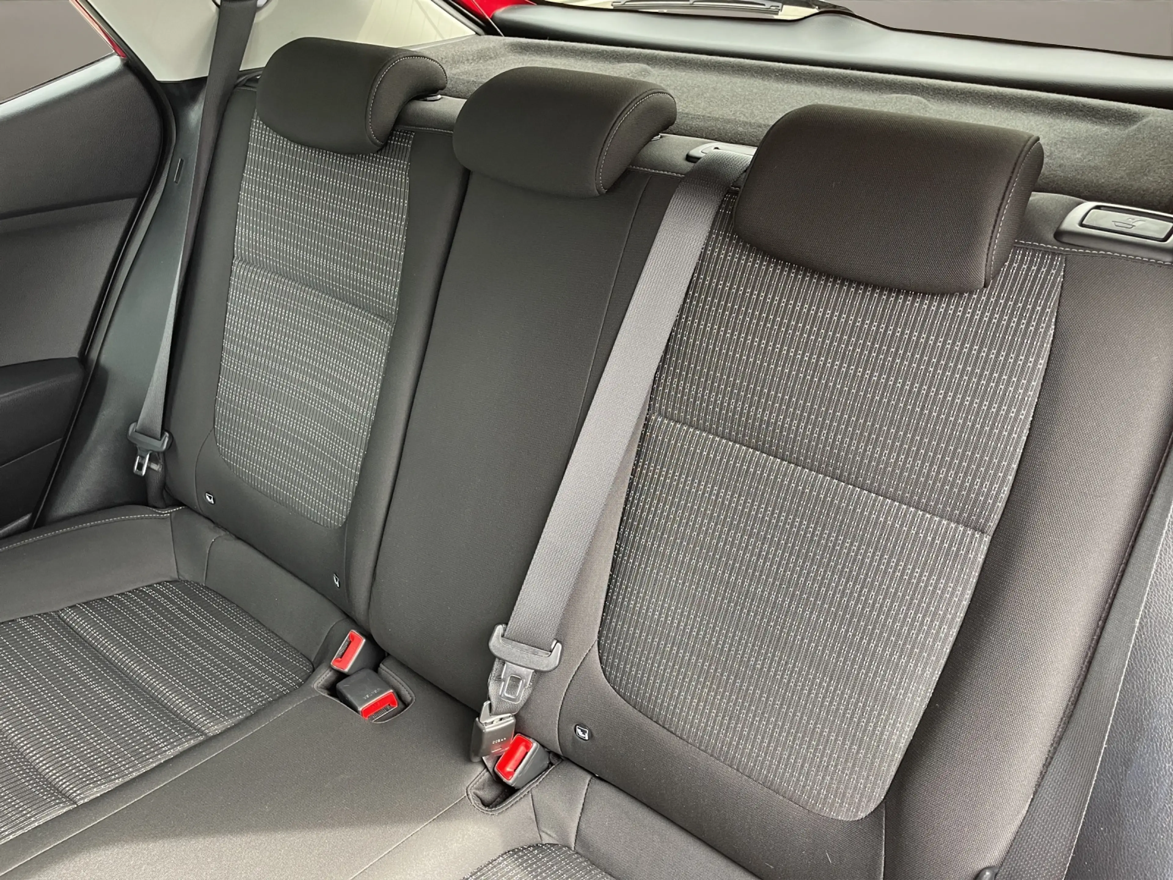 Kia Stonic 1.4 Vision NAVI KAMERA SITZH. DAB LM — photo 12