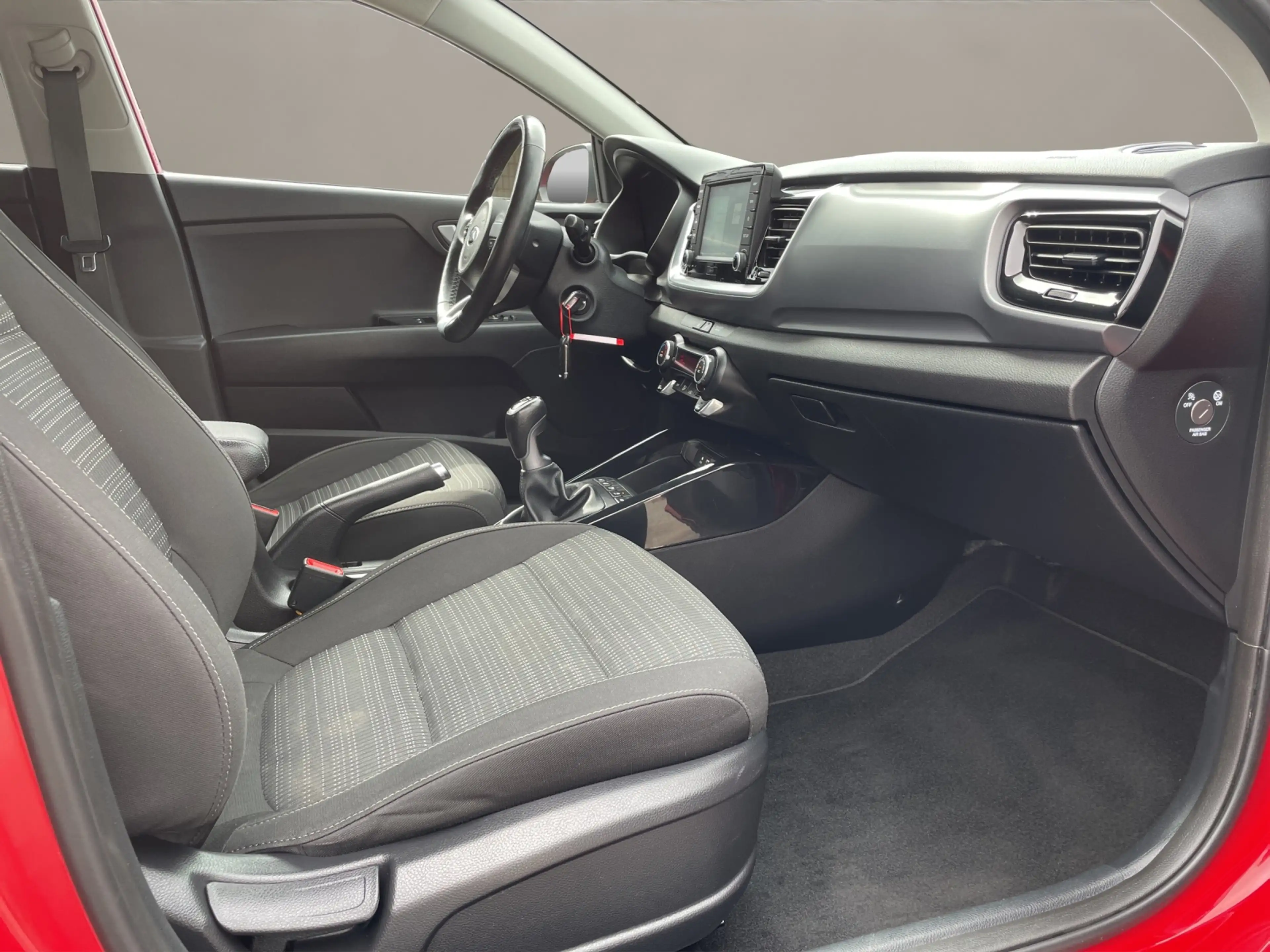Kia Stonic 1.4 Vision NAVI KAMERA SITZH. DAB LM — photo 13