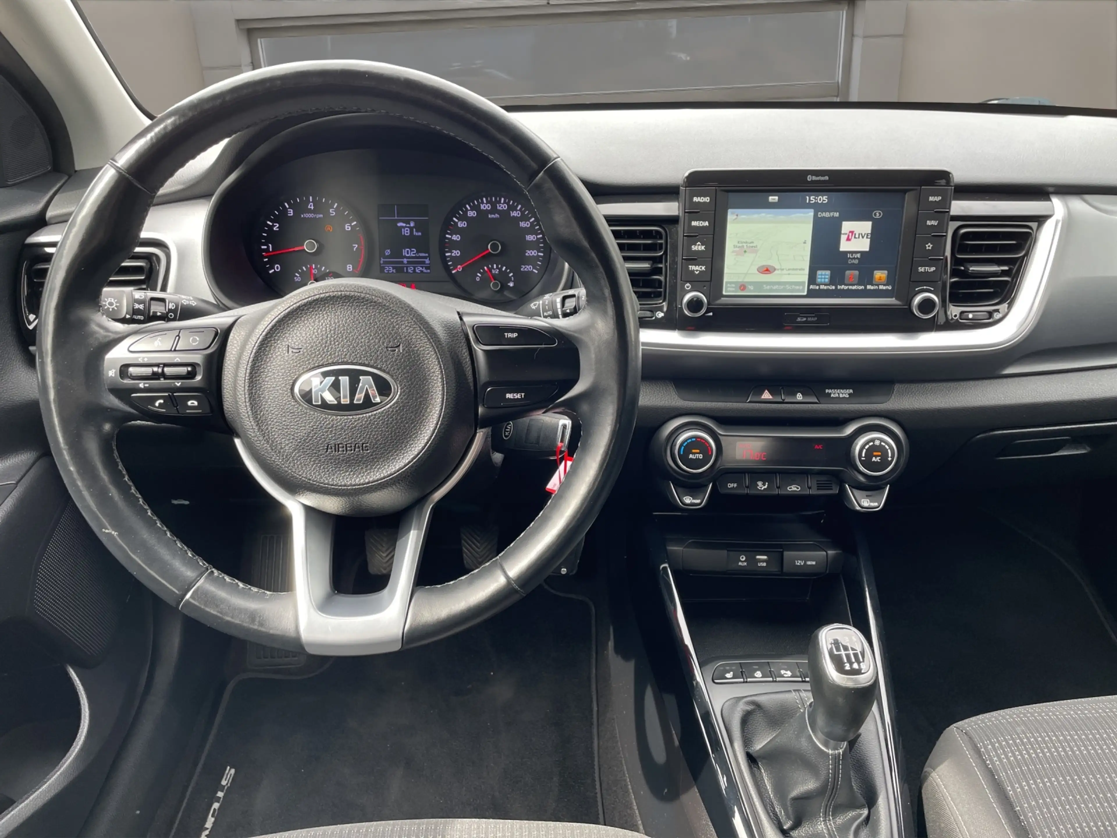 Kia Stonic 1.4 Vision NAVI KAMERA SITZH. DAB LM — photo 8