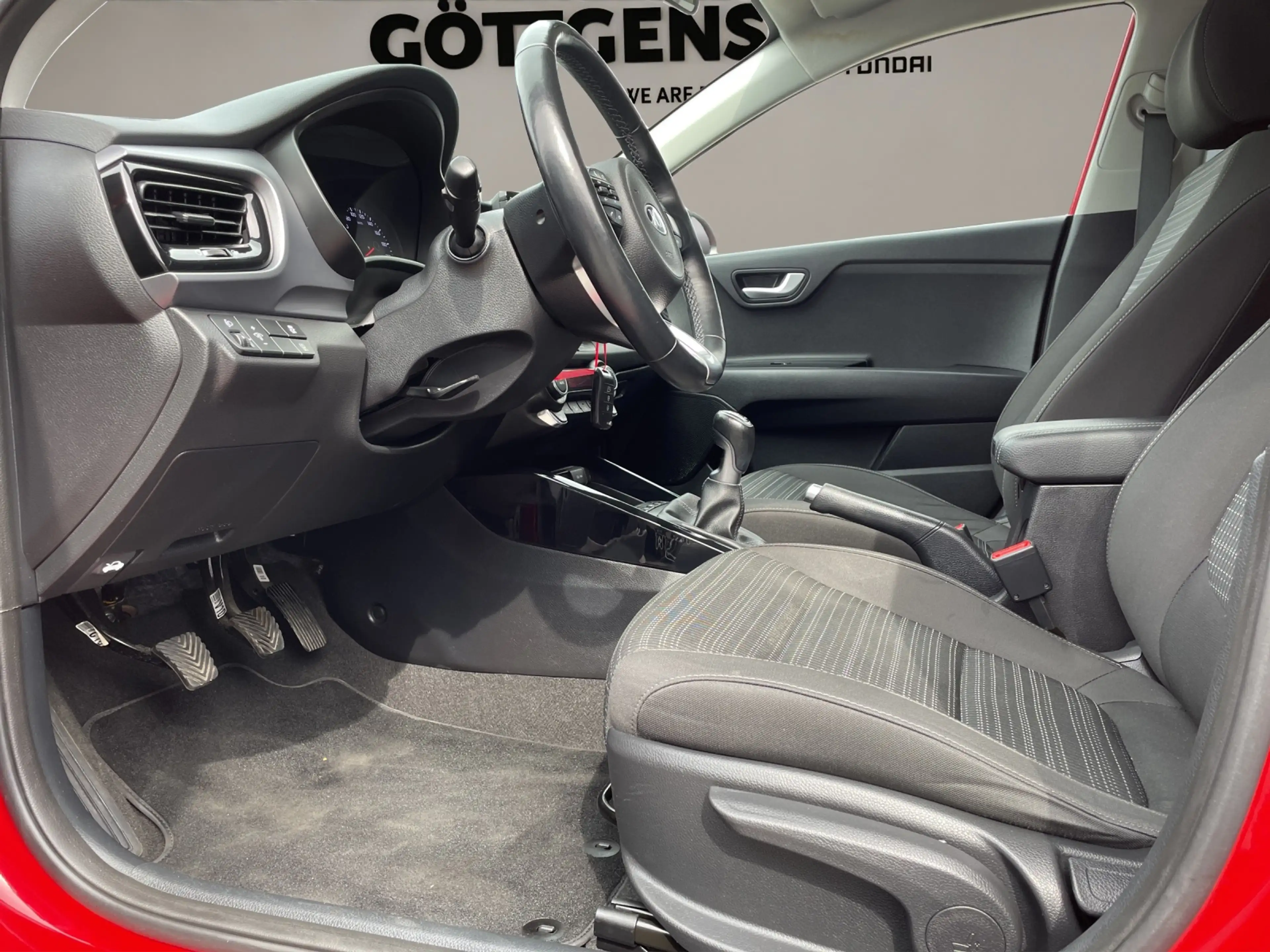 Kia Stonic 1.4 Vision NAVI KAMERA SITZH. DAB LM — photo 7
