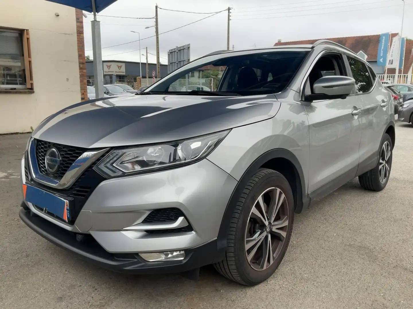 Nissan Qashqai Qashqai 1.2 dig-t N-Connecta 115cv Grigio - 1