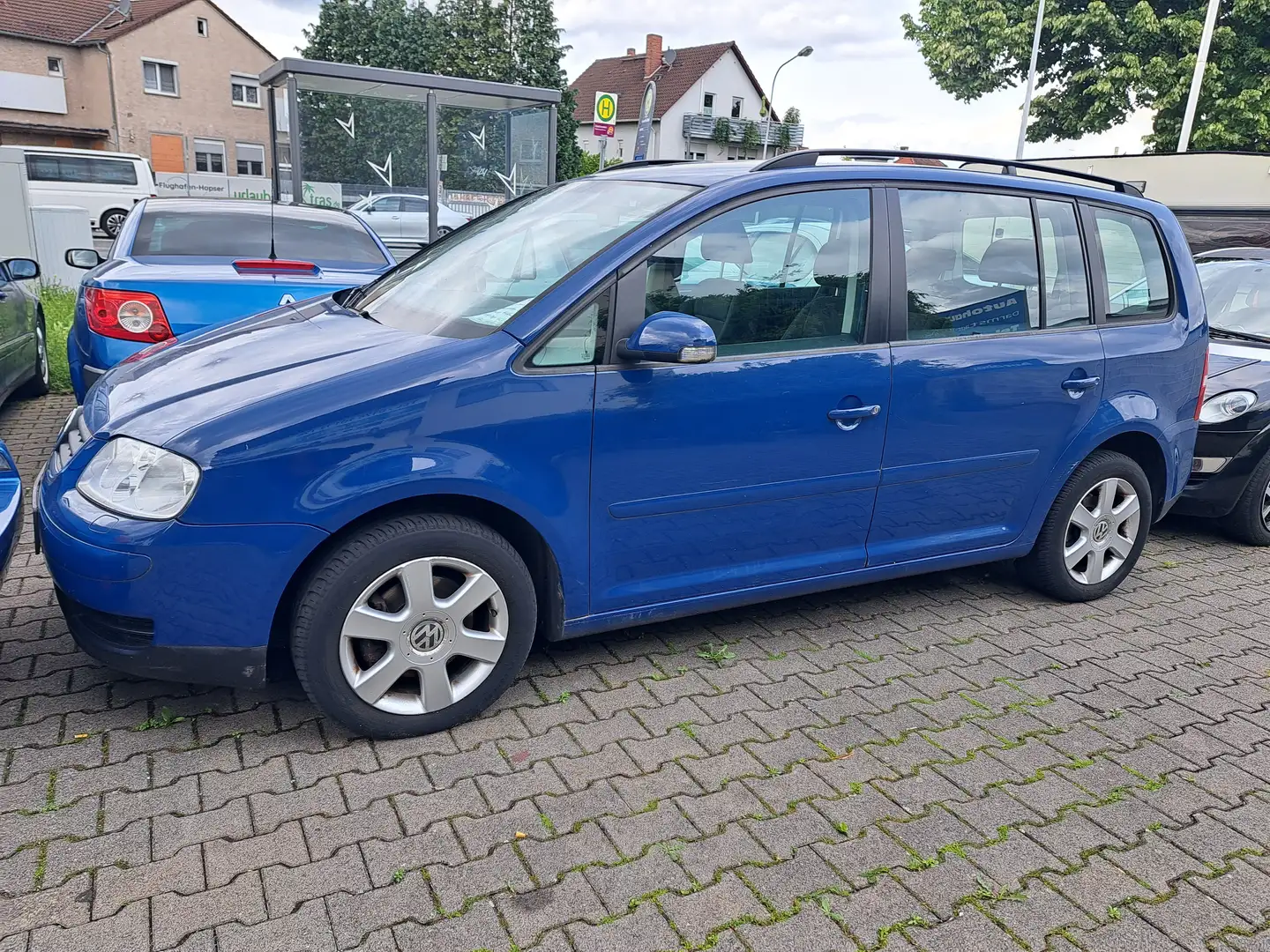 Volkswagen Touran * Automatik - Klimaanlage * Albastru - 1