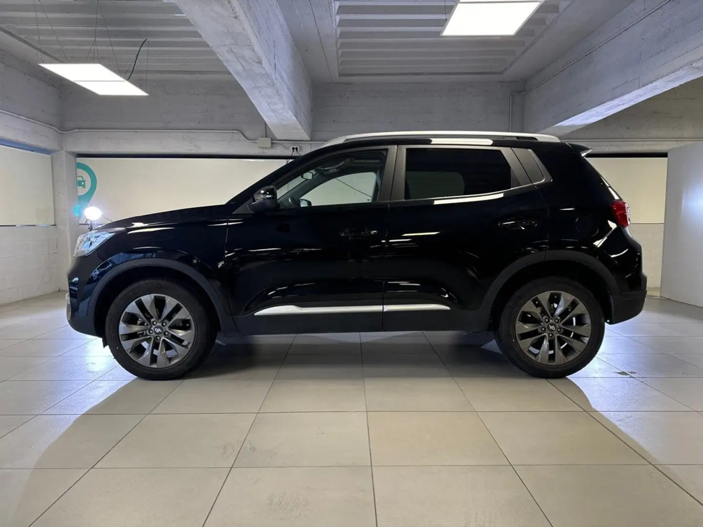 DR Automobiles DR4.0 1.5 Schwarz - 2
