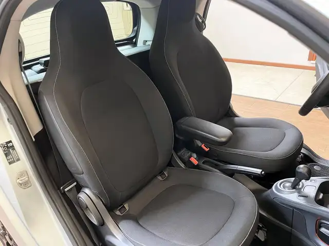 smart Fortwo view 10