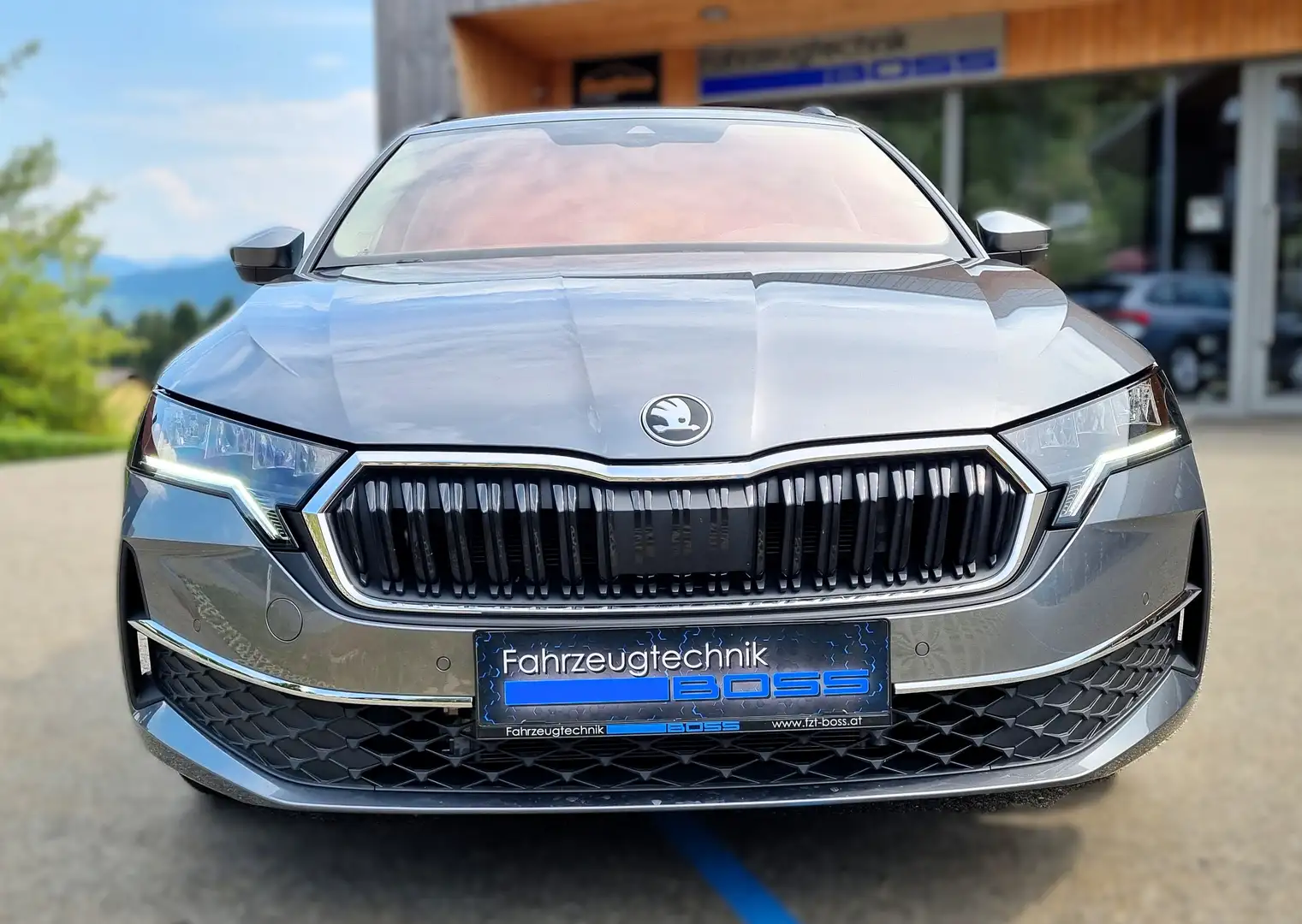 Skoda Octavia *Automatik * 4 Jahr Garantie Grau - 2
