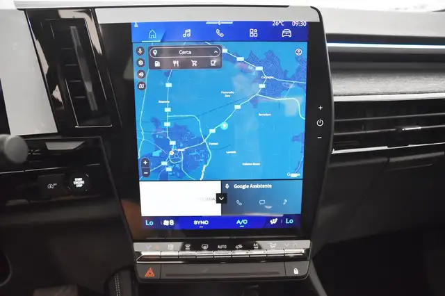 Renault Austral view 12