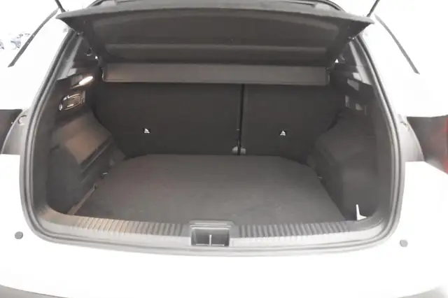 Renault Austral view 14