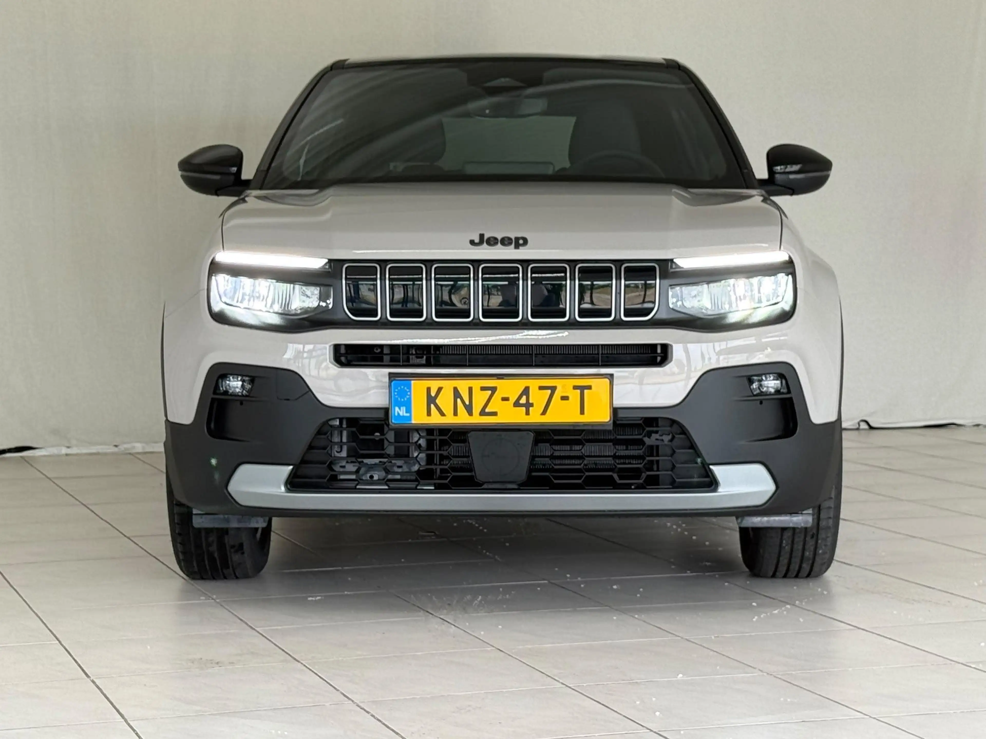 Jeep Avenger Black Edition 54 kWh | Apple/Android | Cruise cont — photo 4
