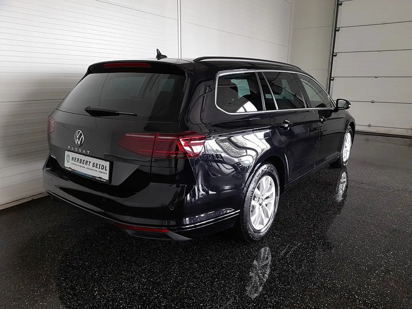 Volkswagen Passat Variant Business 2,0 TDI DSG *MATRIX-LED / NAVI / ACC /... Schwarz - 2