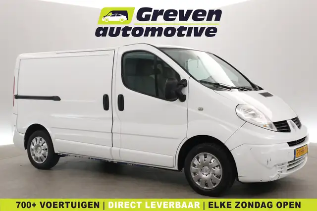 2010 Renault Trafic in White for sale