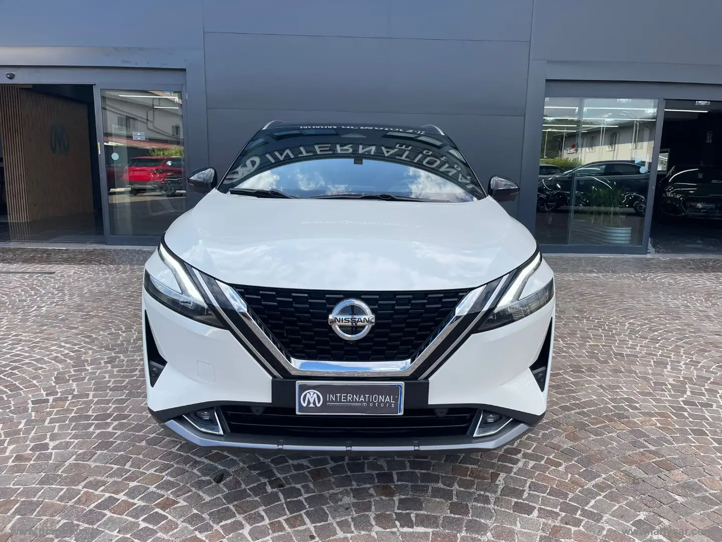 Nissan Qashqai MHEV 140 CV Tekna Bianco - 2