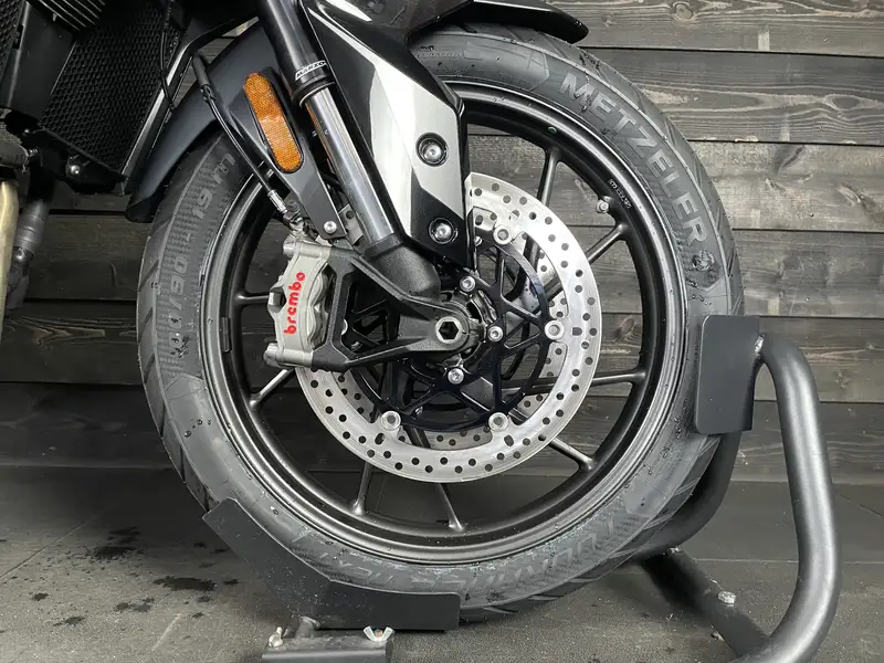 Triumph Tiger 900 - foto 6