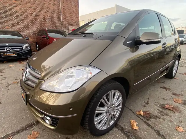 Mercedes-Benz A 200 Automatik+Klima+PDC+Allwetter+Sitzheizung