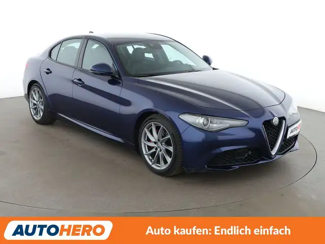 Alfa Romeo Giulia view 8