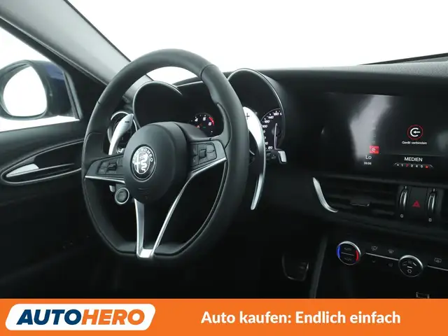 Alfa Romeo Giulia view 13