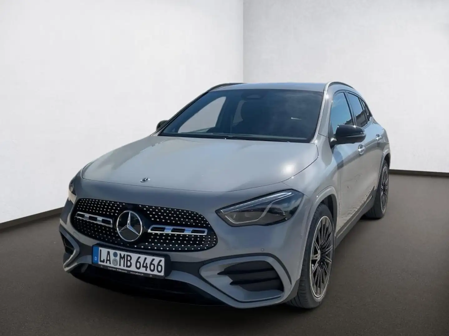 Mercedes-Benz GLA 200 AMG*Night*AHK*Multibeam*Totwinkel*360°* Grau - 2