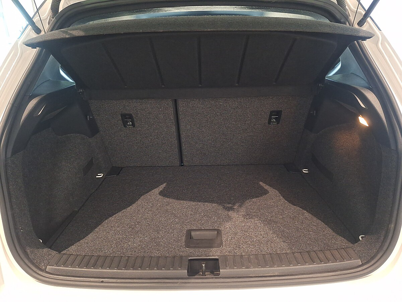 SEAT Arona 1,0 Eco TSI FR Fastlane — photo 8
