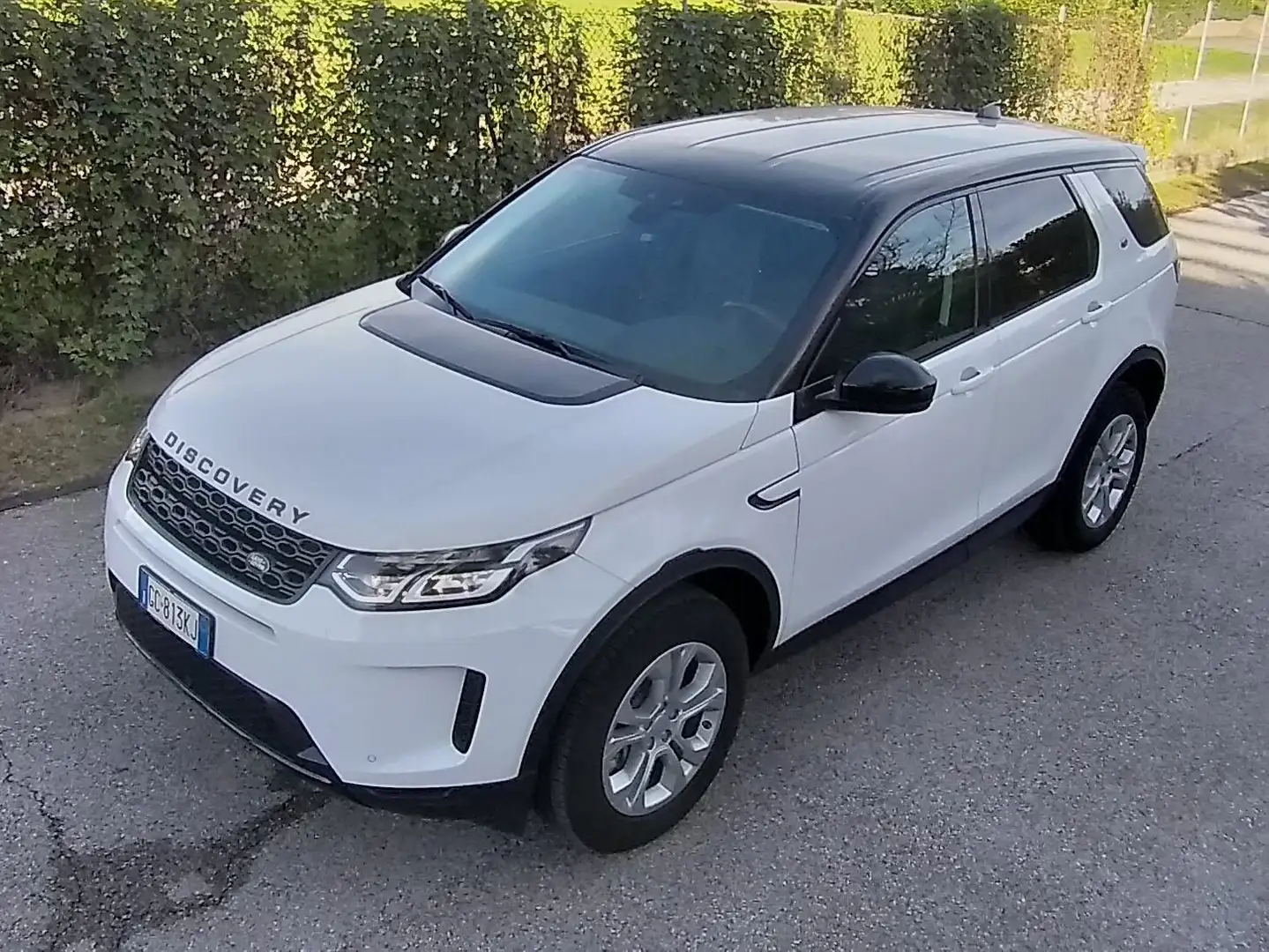 Land Rover Discovery Sport 2.0d ed4 R-Dynamic SE fwd 150cv Bianco - 1