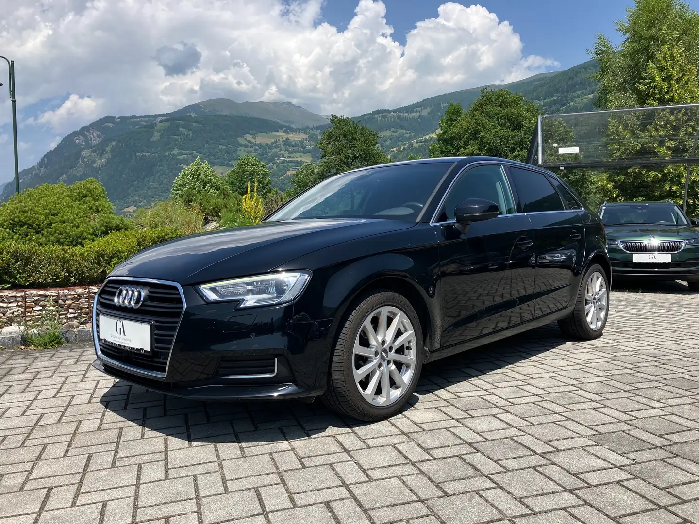 Audi A3 SB 1,6 TDI S-tronic intense Noir - 1