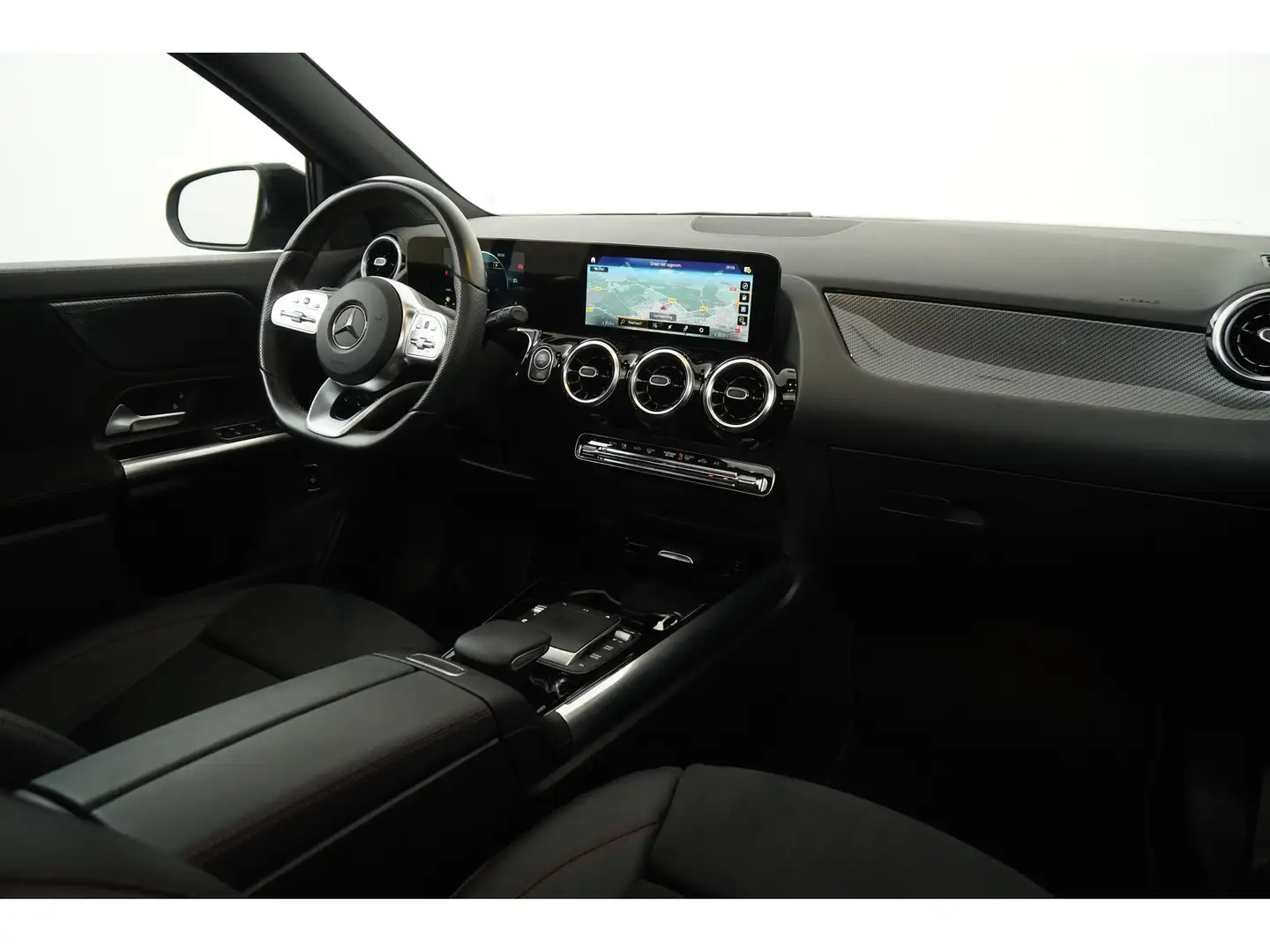 Mercedes-Benz GLA 200 AMG Night | Panoramadak | Elek klep | Camera | LED Grey - 2