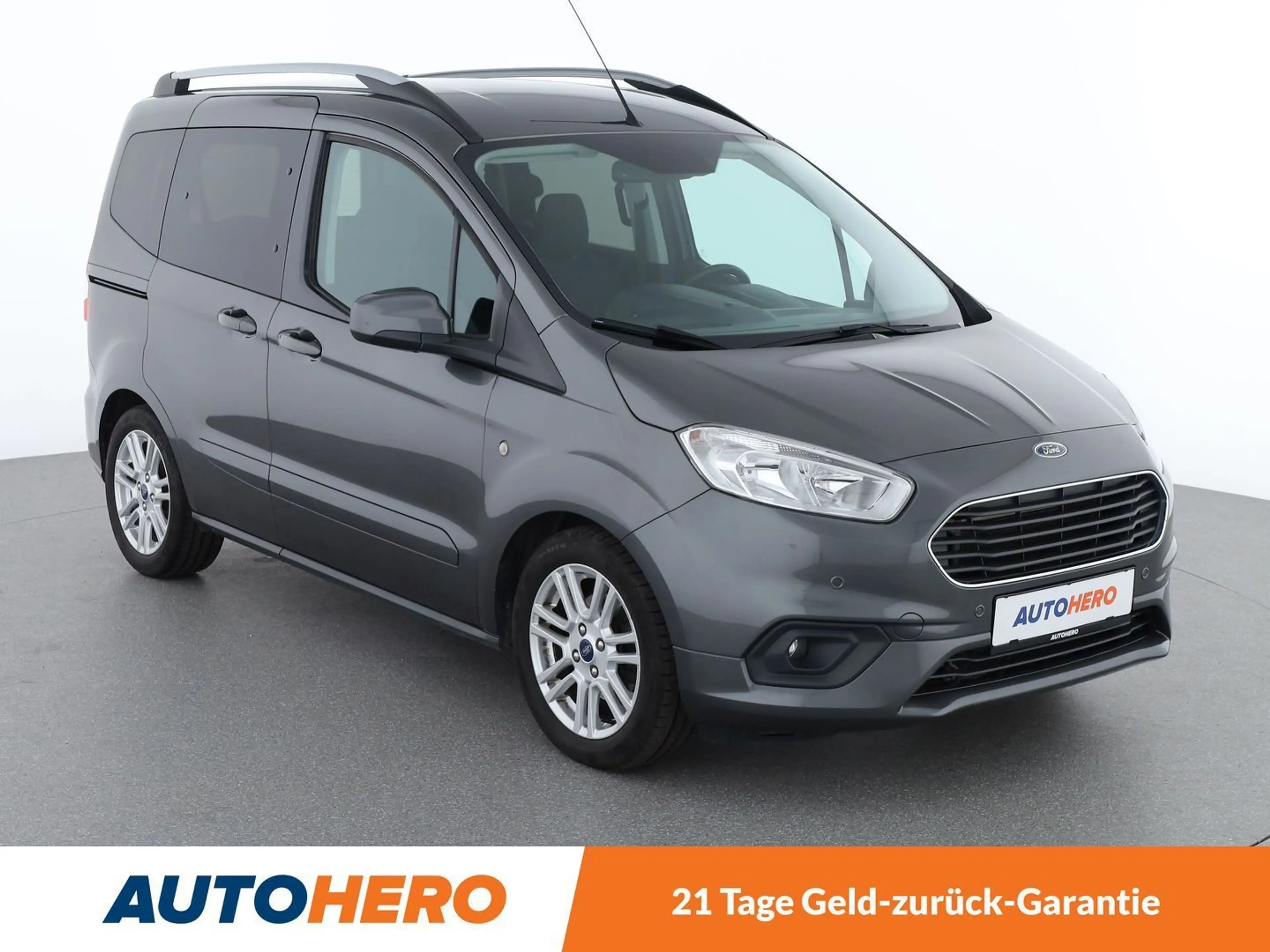 Ford Tourneo 1.0 EcoBoost Titanium — photo 8