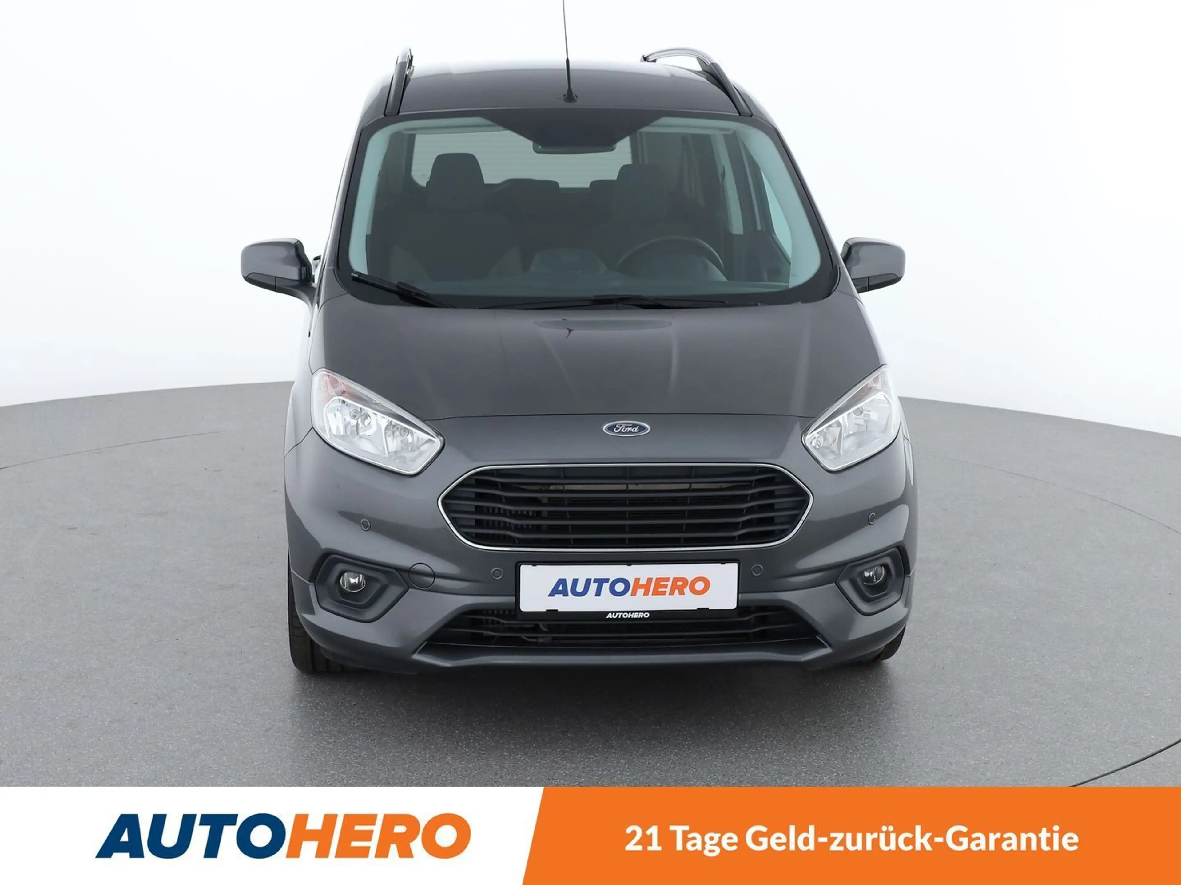 Ford Tourneo 1.0 EcoBoost Titanium — photo 9