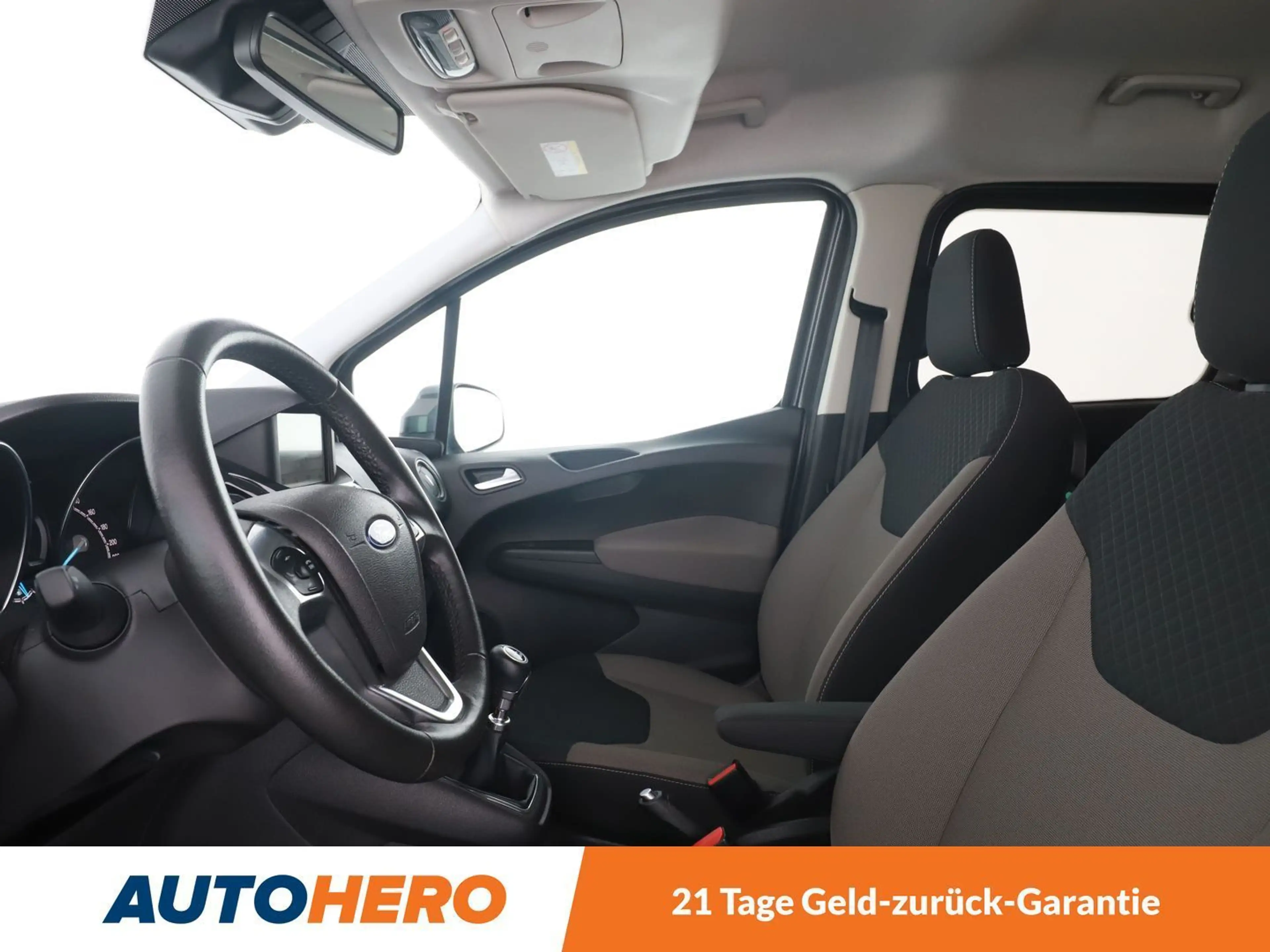 Ford Tourneo 1.0 EcoBoost Titanium — photo 10
