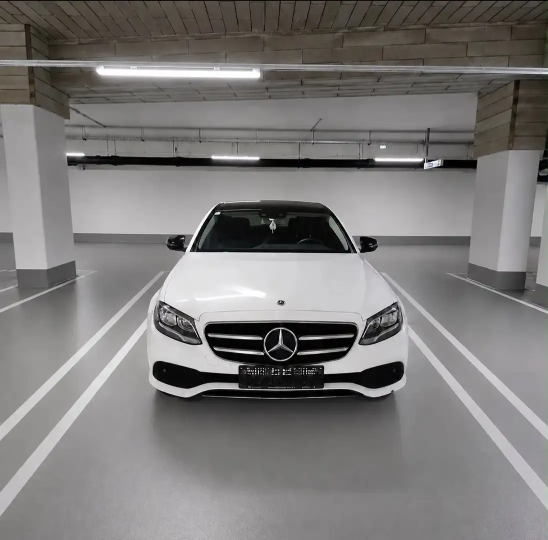 Mercedes-Benz E 200 d Avantgarde Aut. - 1