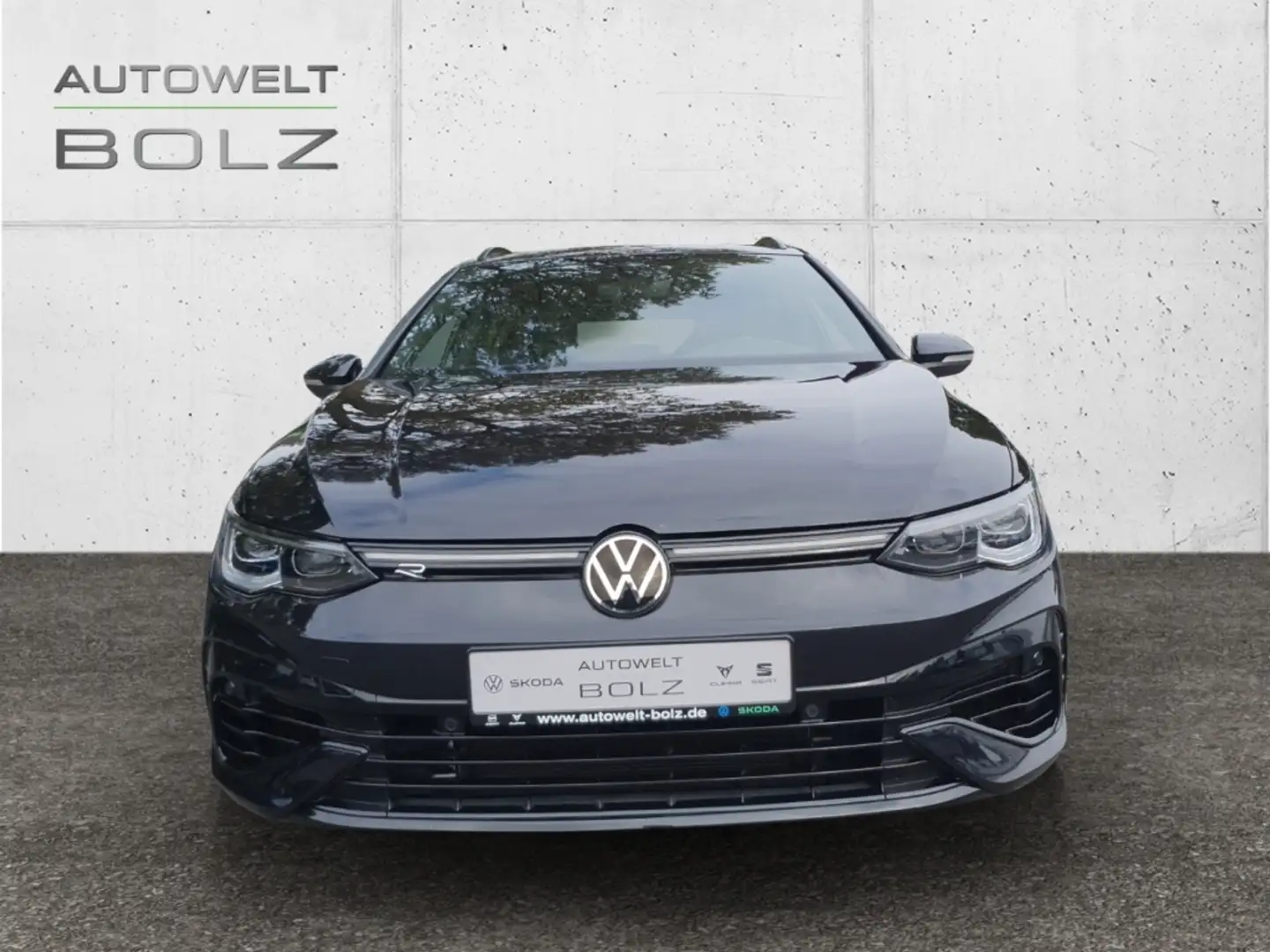 Volkswagen Golf VIII R 4Motion 2.0 TSI Navi Leder Kamera DigiCock Schwarz - 2