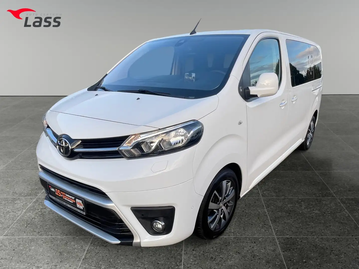 Toyota Proace Verso 2.0 D-4D L1 D Team Deutschland ACC Weiß - 2