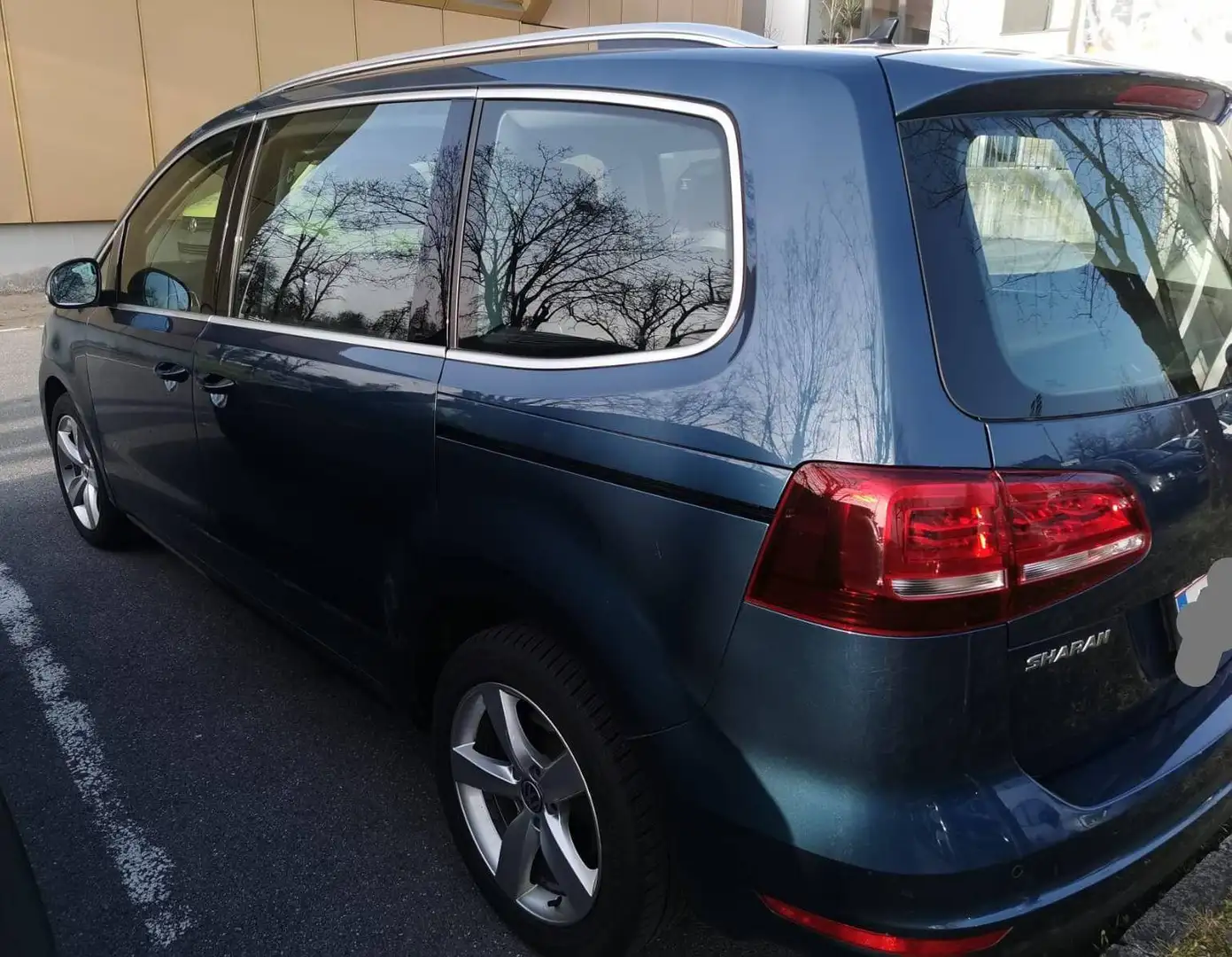 Volkswagen Sharan Sharan Highline BMT SCR 2,0 TDI 4Motion Highline Blau - 2