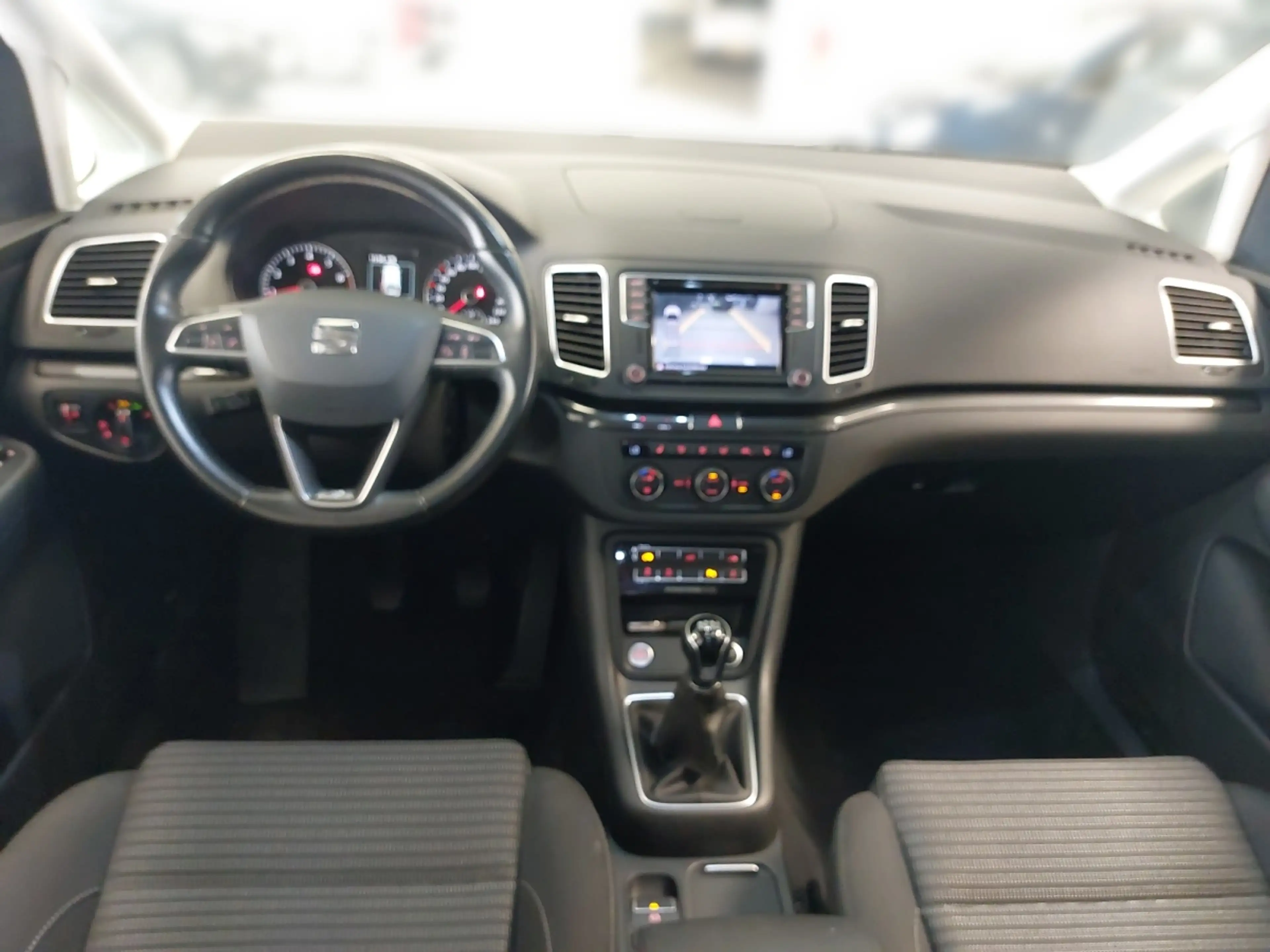 SEAT Alhambra ALHAMBRA 1.4 TSI Xce — photo 4
