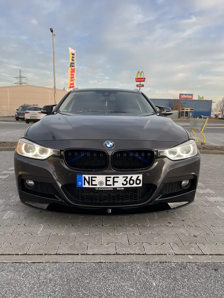 BMW 320