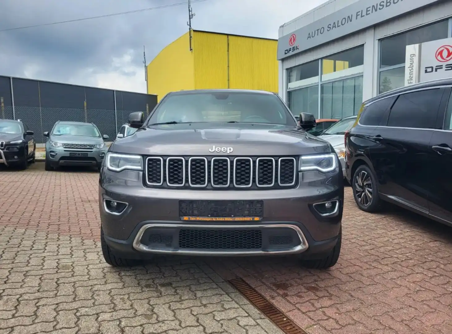 Jeep Grand Cherokee 3.0 CRD Limited*Allrad*Leder*AHK*Navi*Tempomat Grau - 2