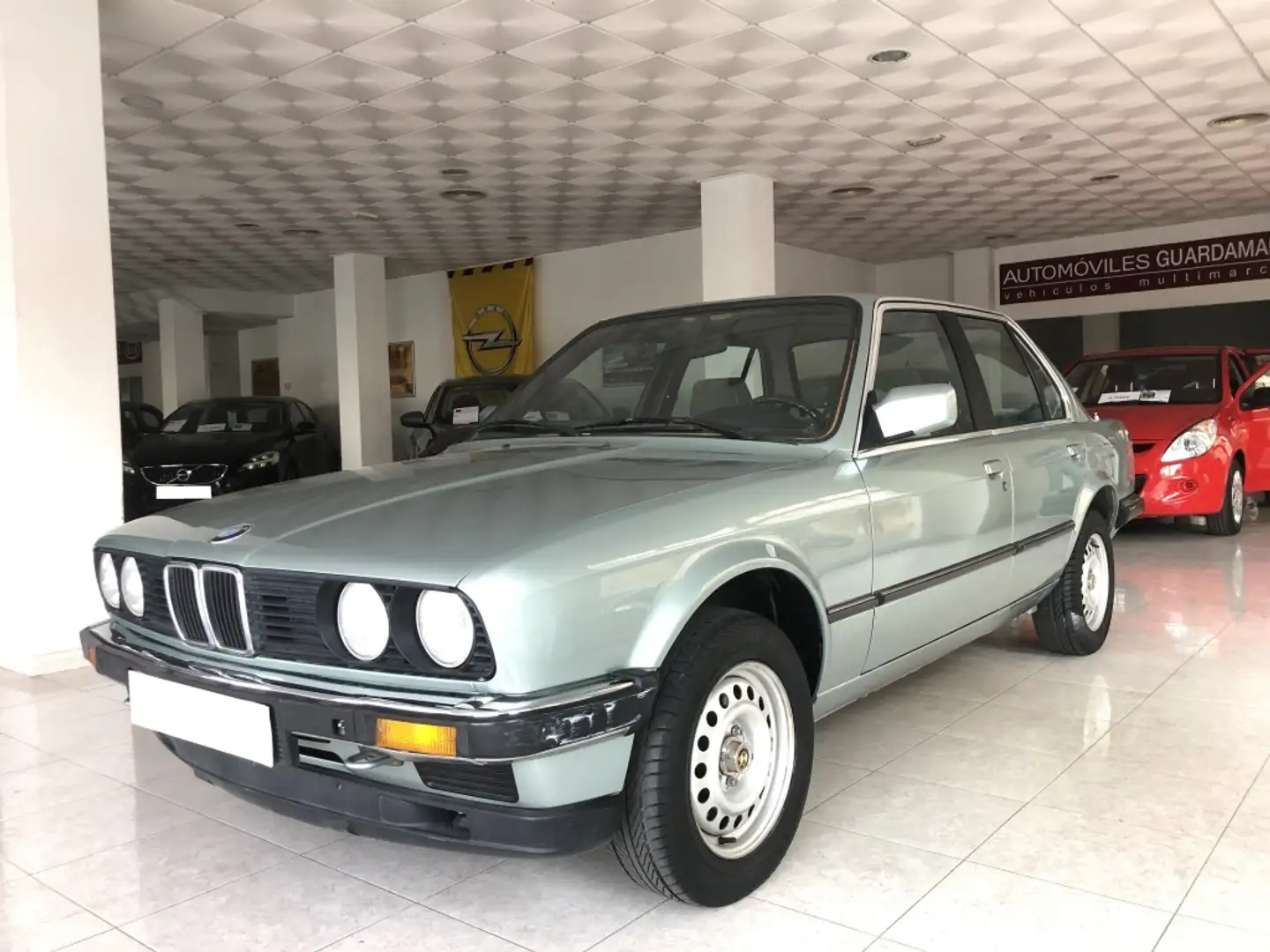 BMW 320 320i Grey - 1