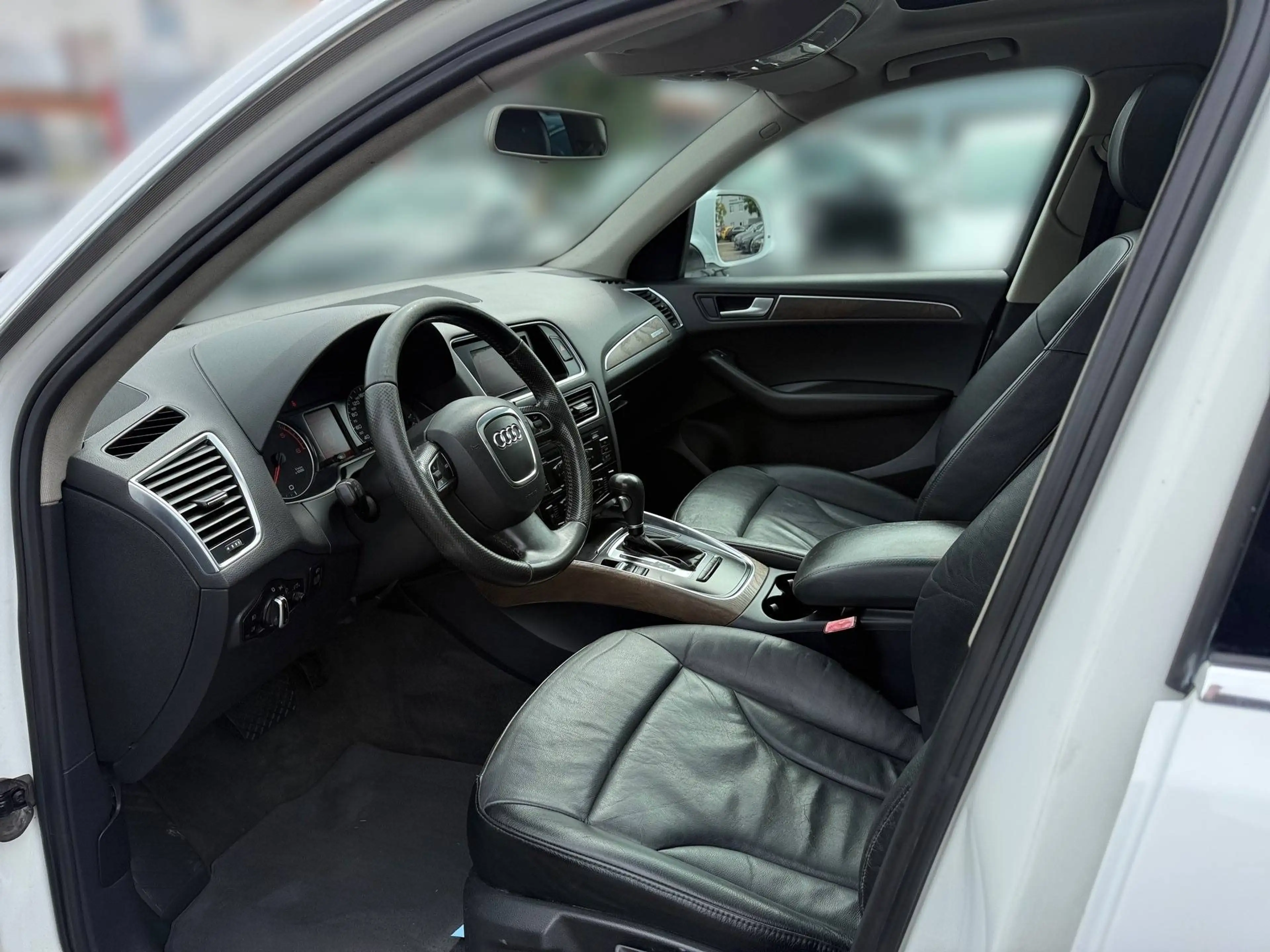 Audi Q5 Q5 2,0 TDI quattro DPF S-tronic | Panorama | — photo 10