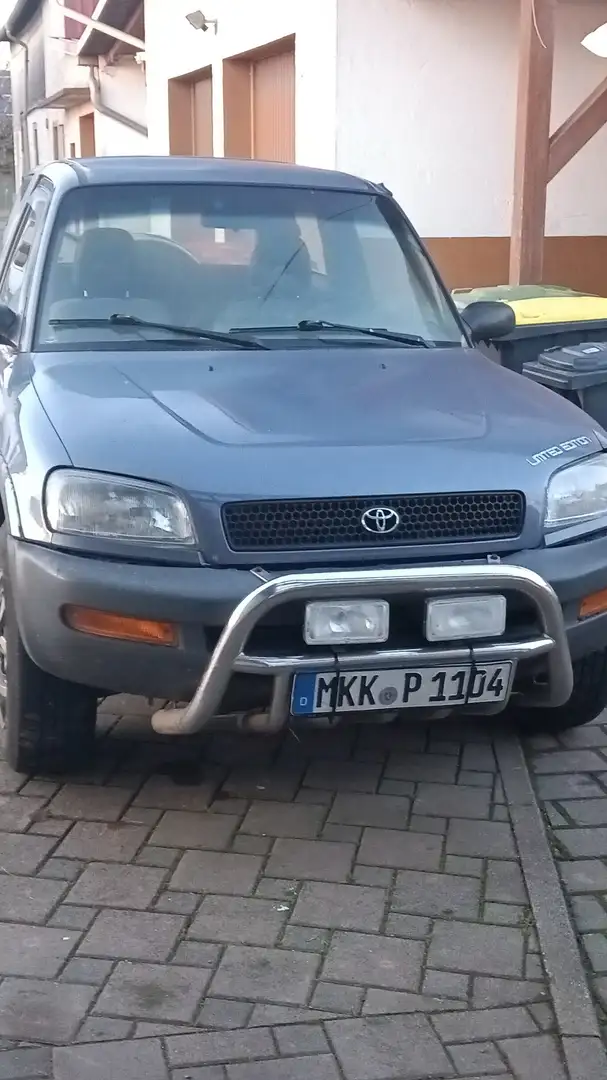 Toyota RAV 4 - 1