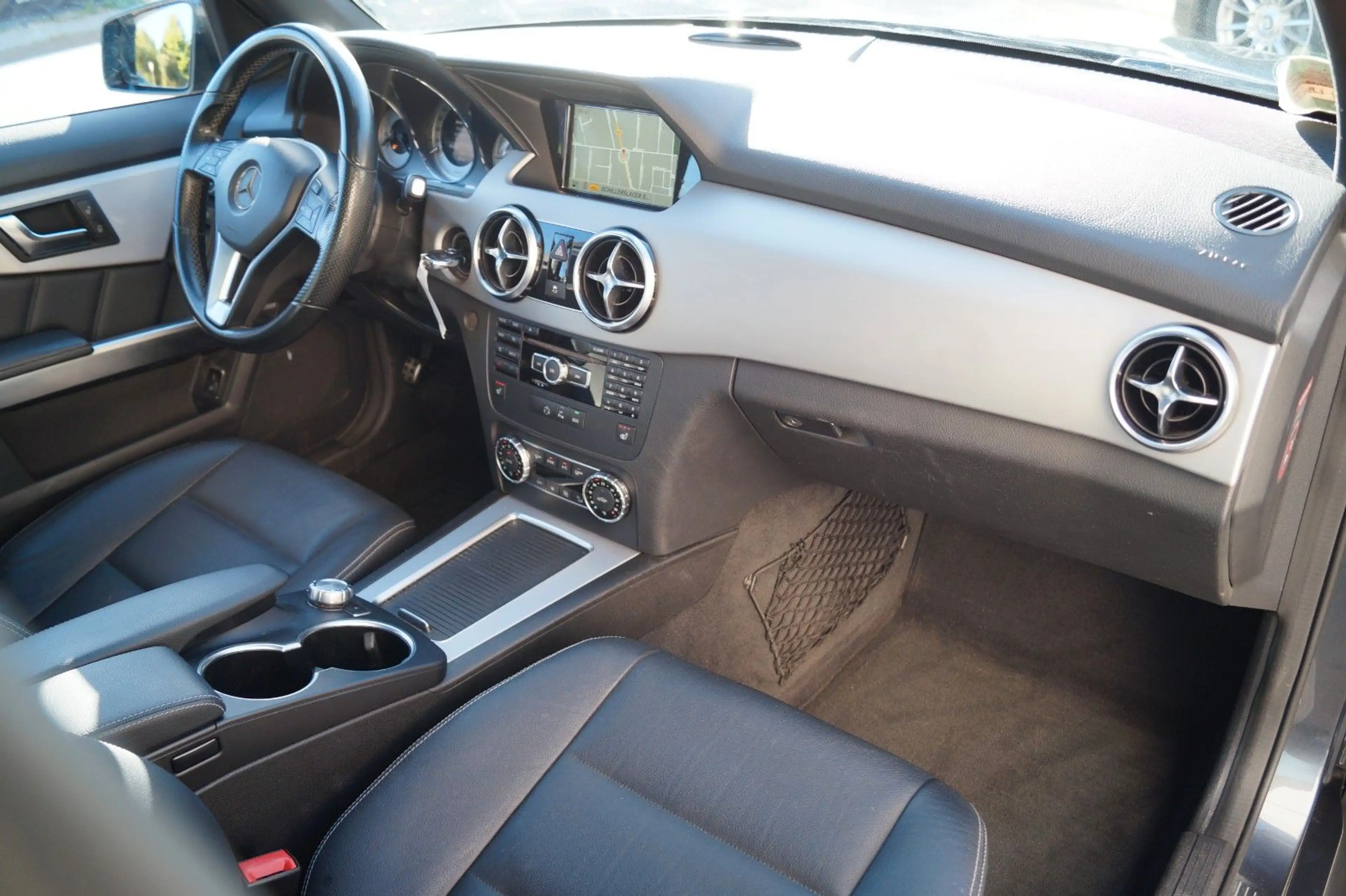 Mercedes-Benz GLK 220 CDI BE 4Matic 7G-Tronic Sportpaket 1.Hd — photo 13