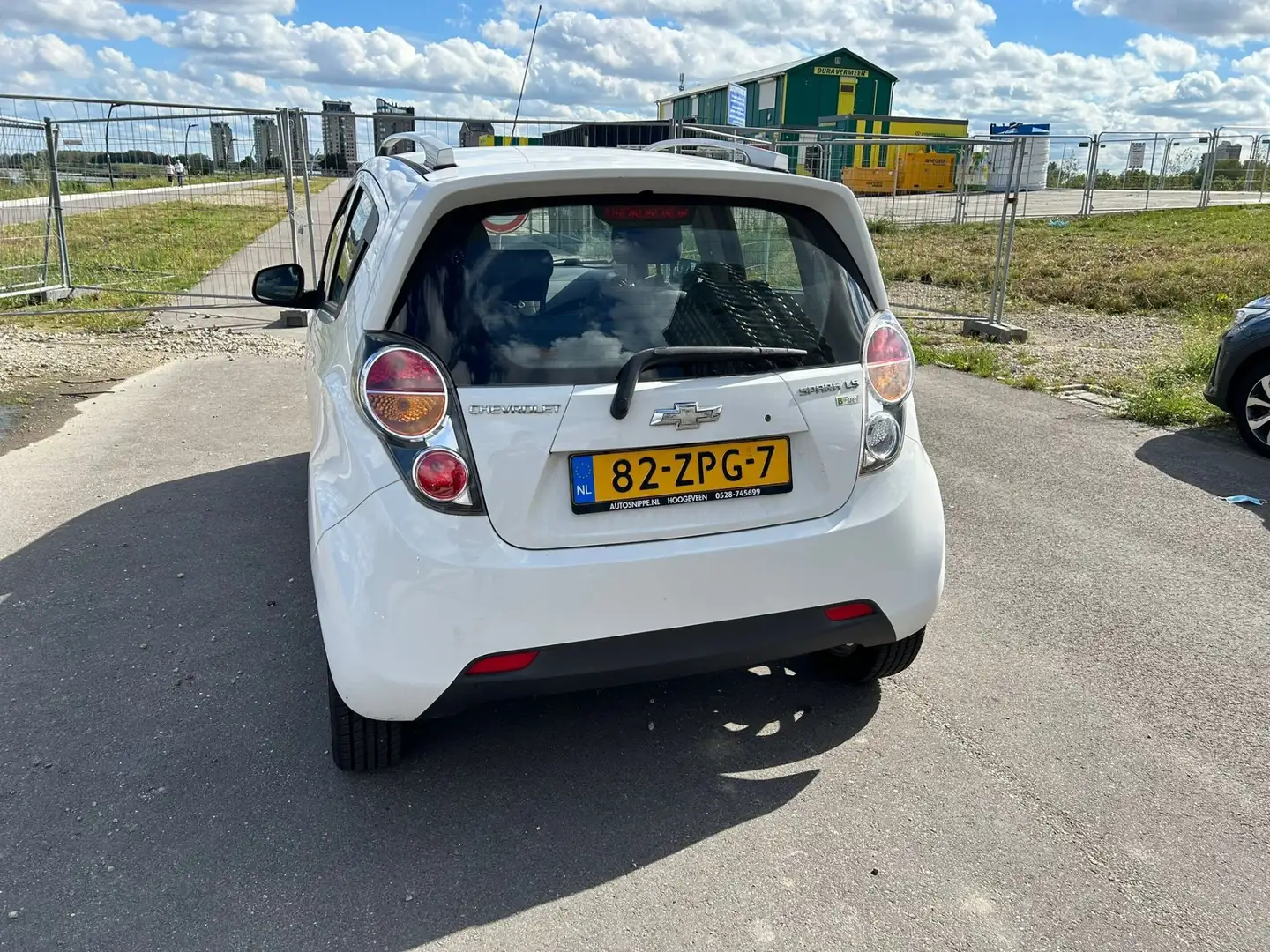 Chevrolet Spark 1.0 16V LS Bi-Fuel LPG 2013 Airco Werkt/Cruise enz Wit - 2