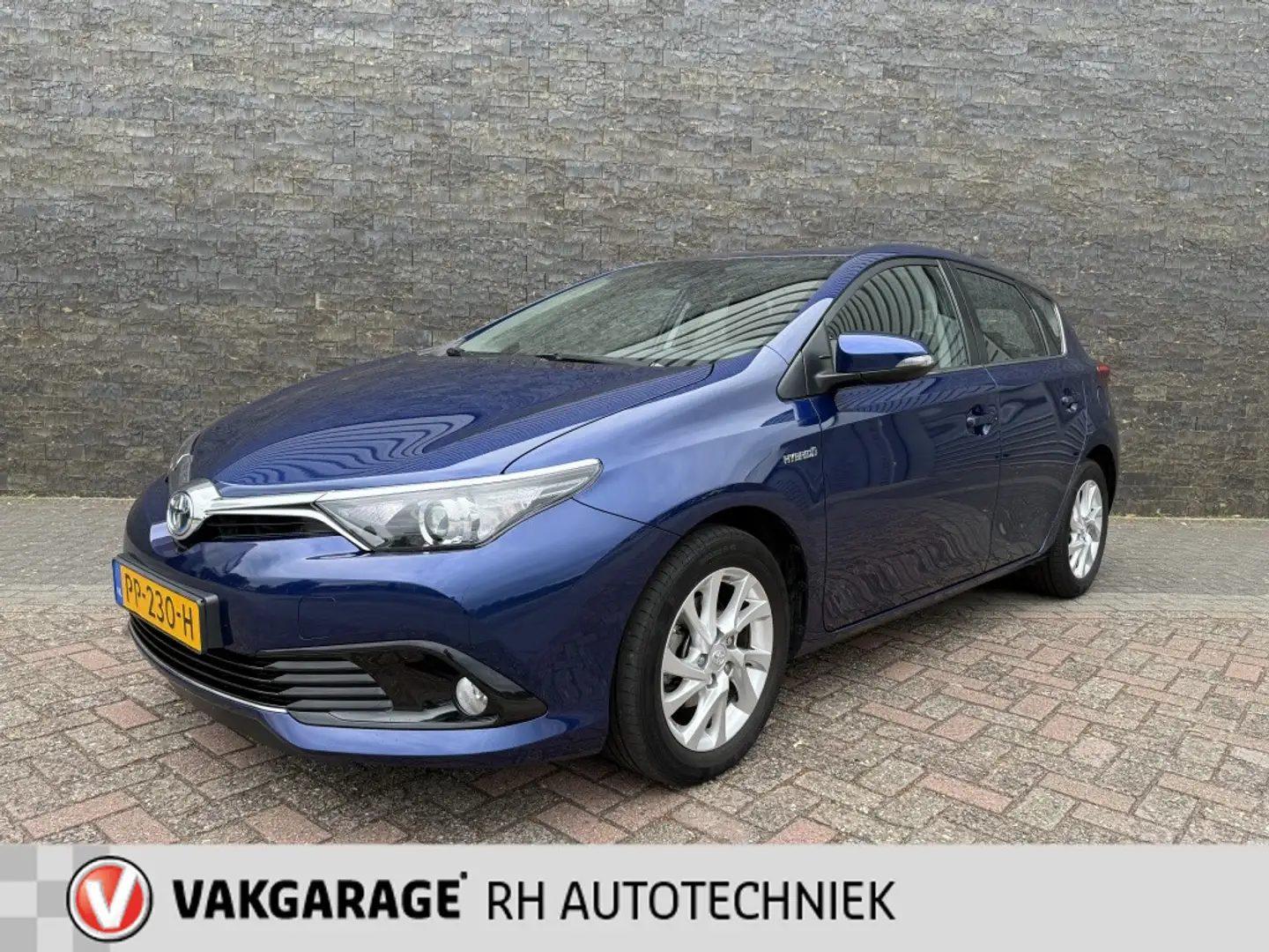 Toyota Auris 1.8 Hybrid Asp. Go Bleu - 1