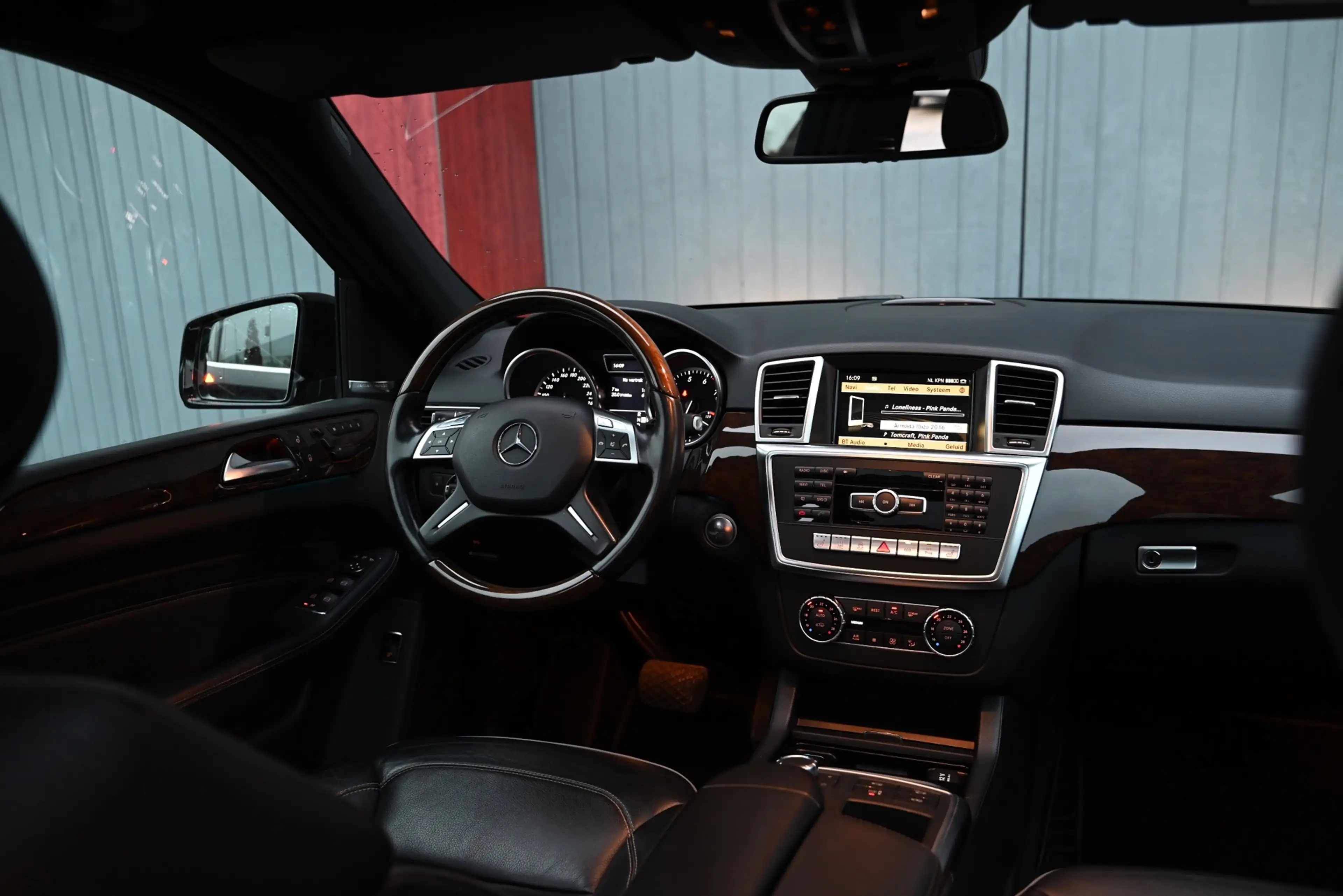 Mercedes-Benz ML 350 M-klasse AMG-Styling - Distronic - Entertainment A — photo 2